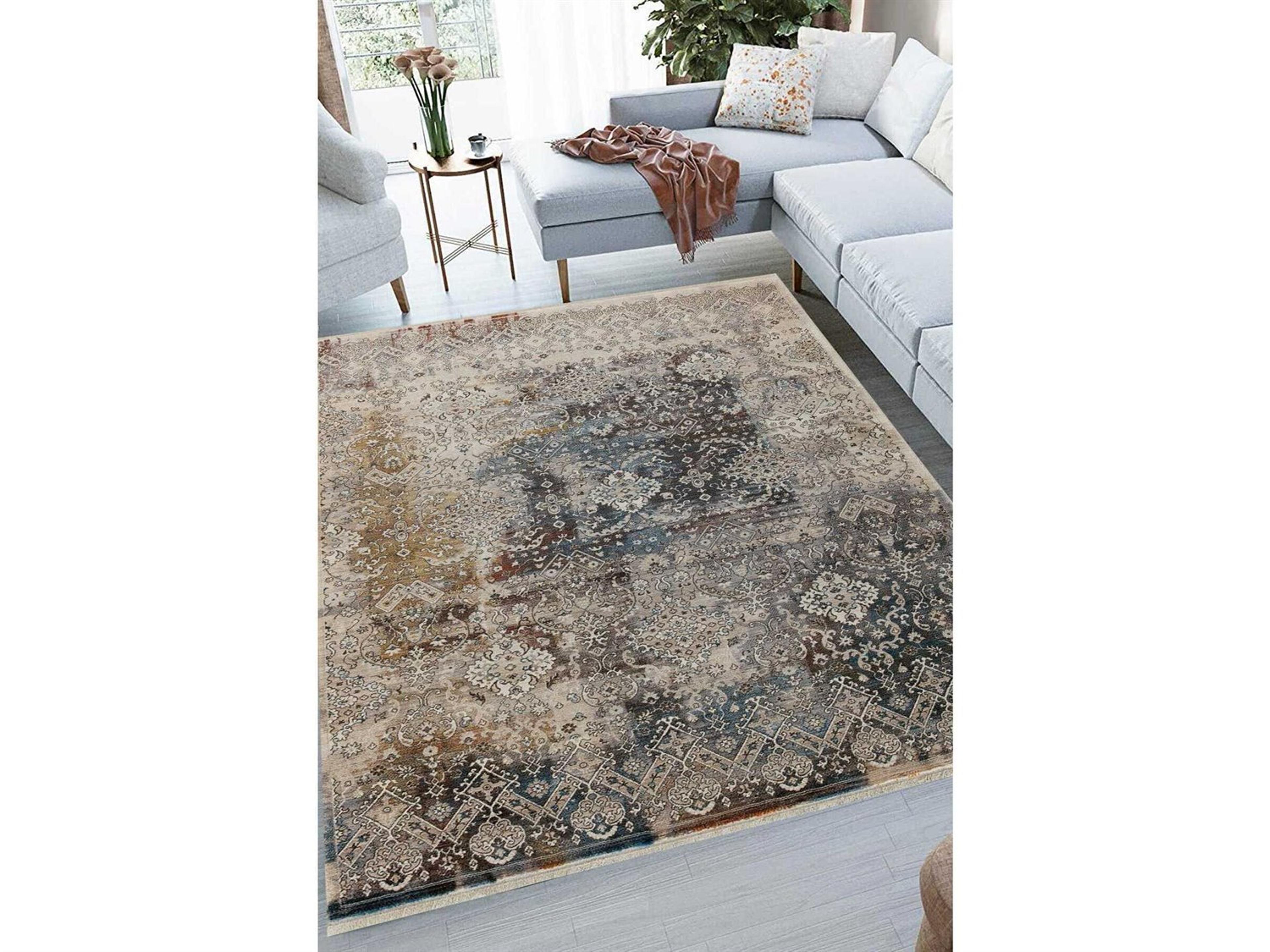 Whiteline Modern Living Amanda Floral Area Rug
