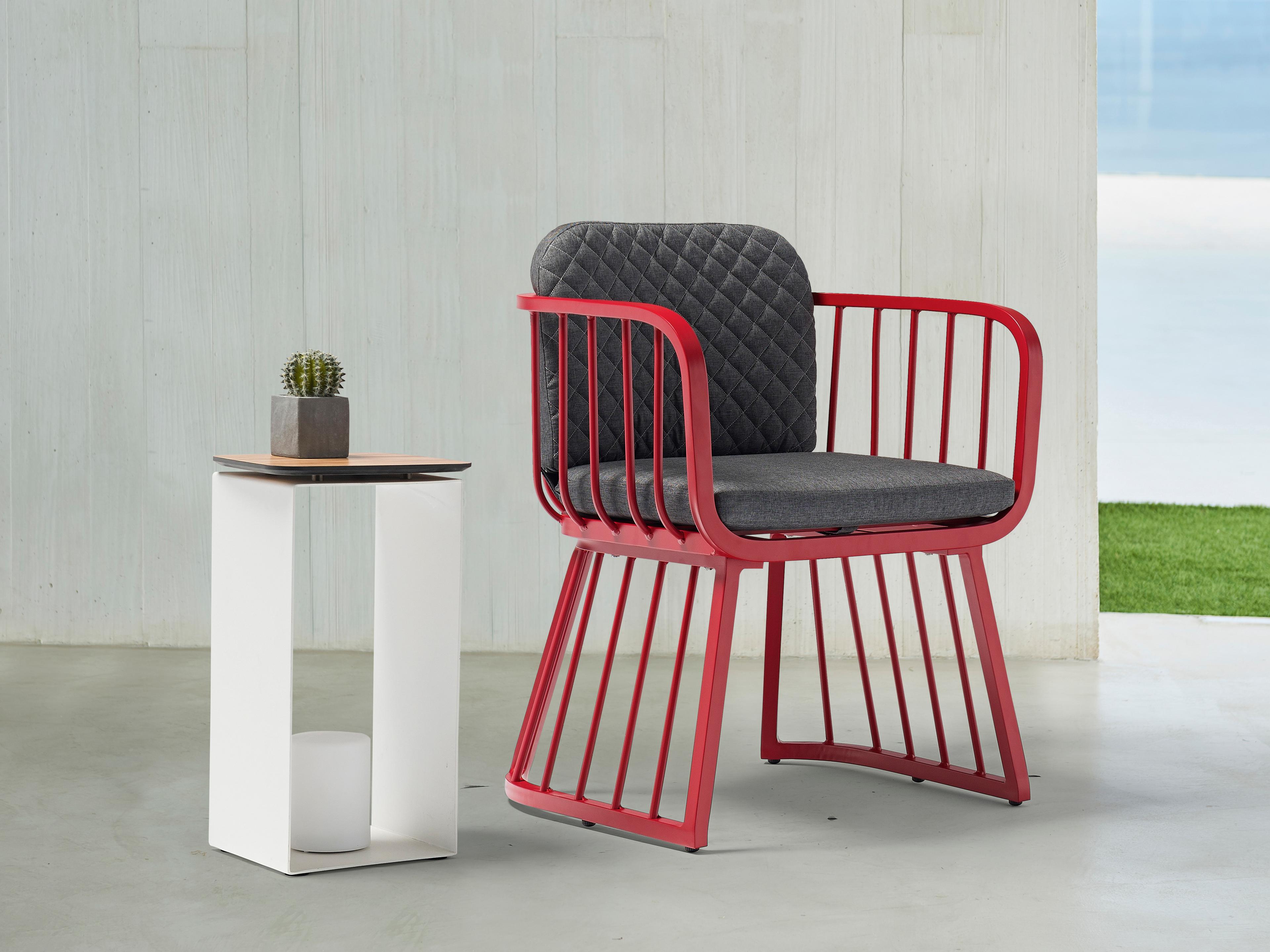 Whiteline Modern Living Outdoor Petunia White Aluminum Rectangular End Table