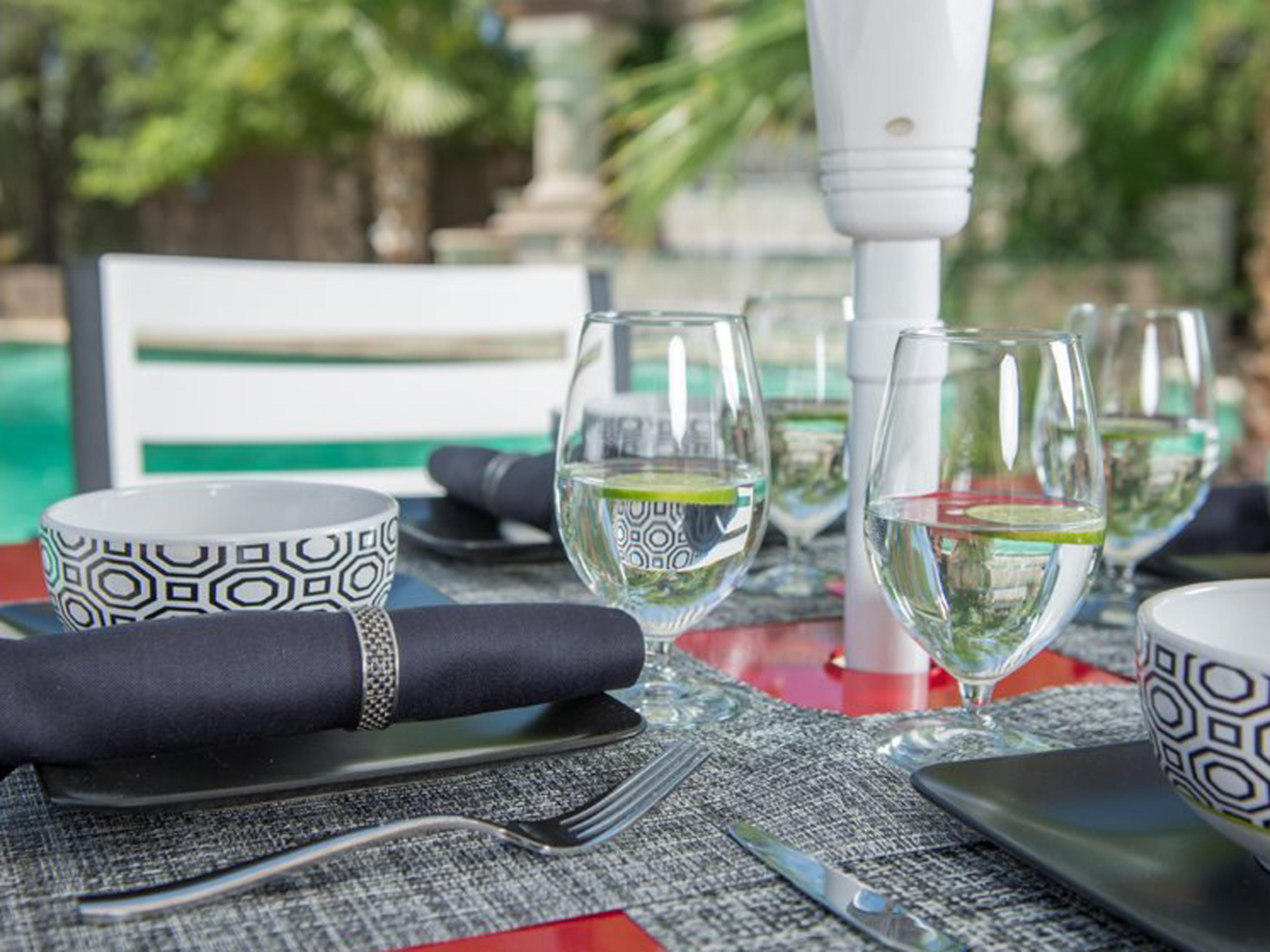 Woodard Palm Coast Slat Aluminum Patio Dining Set