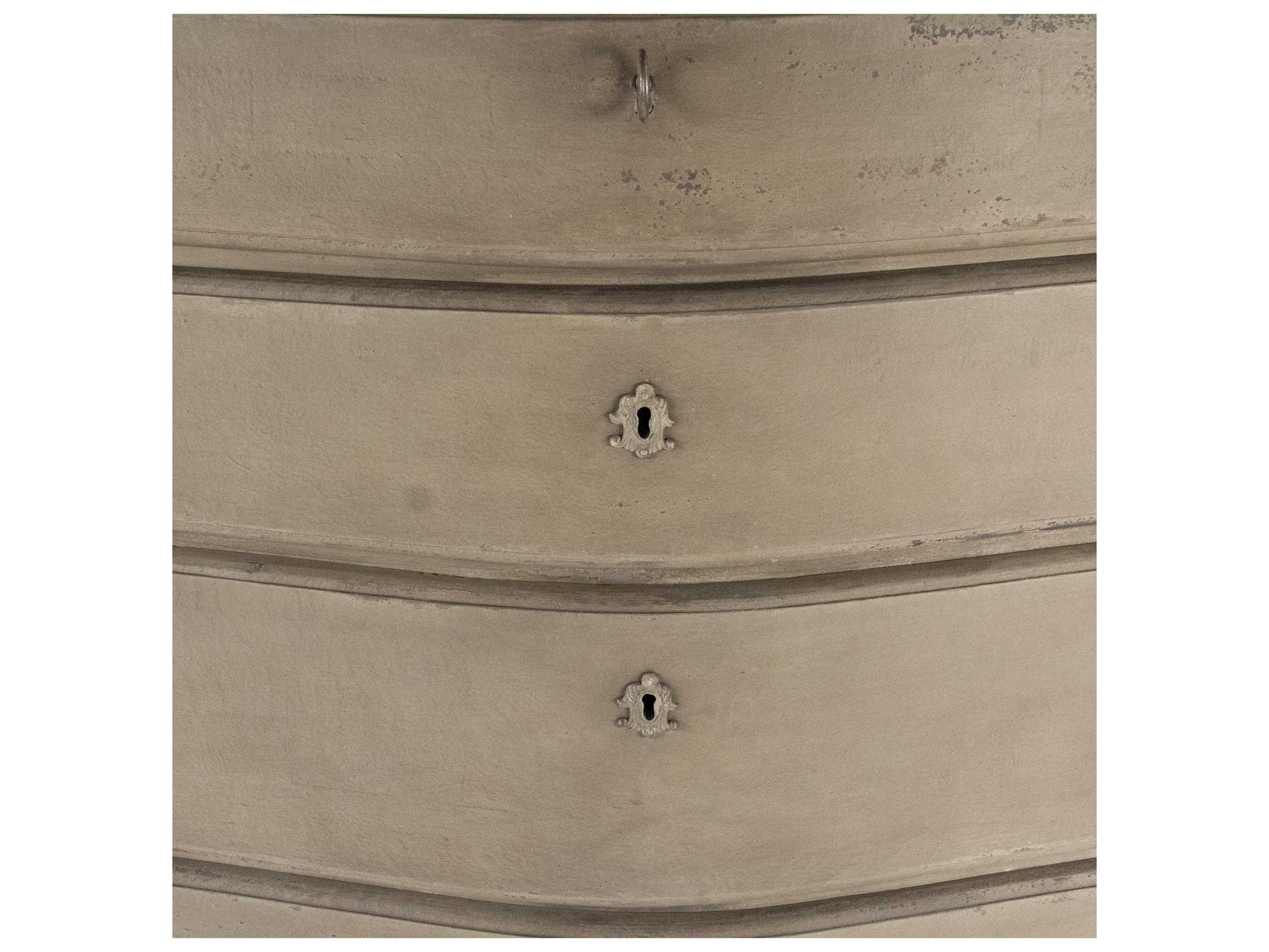 Zentique 4-Drawers Pine Wood Dresser