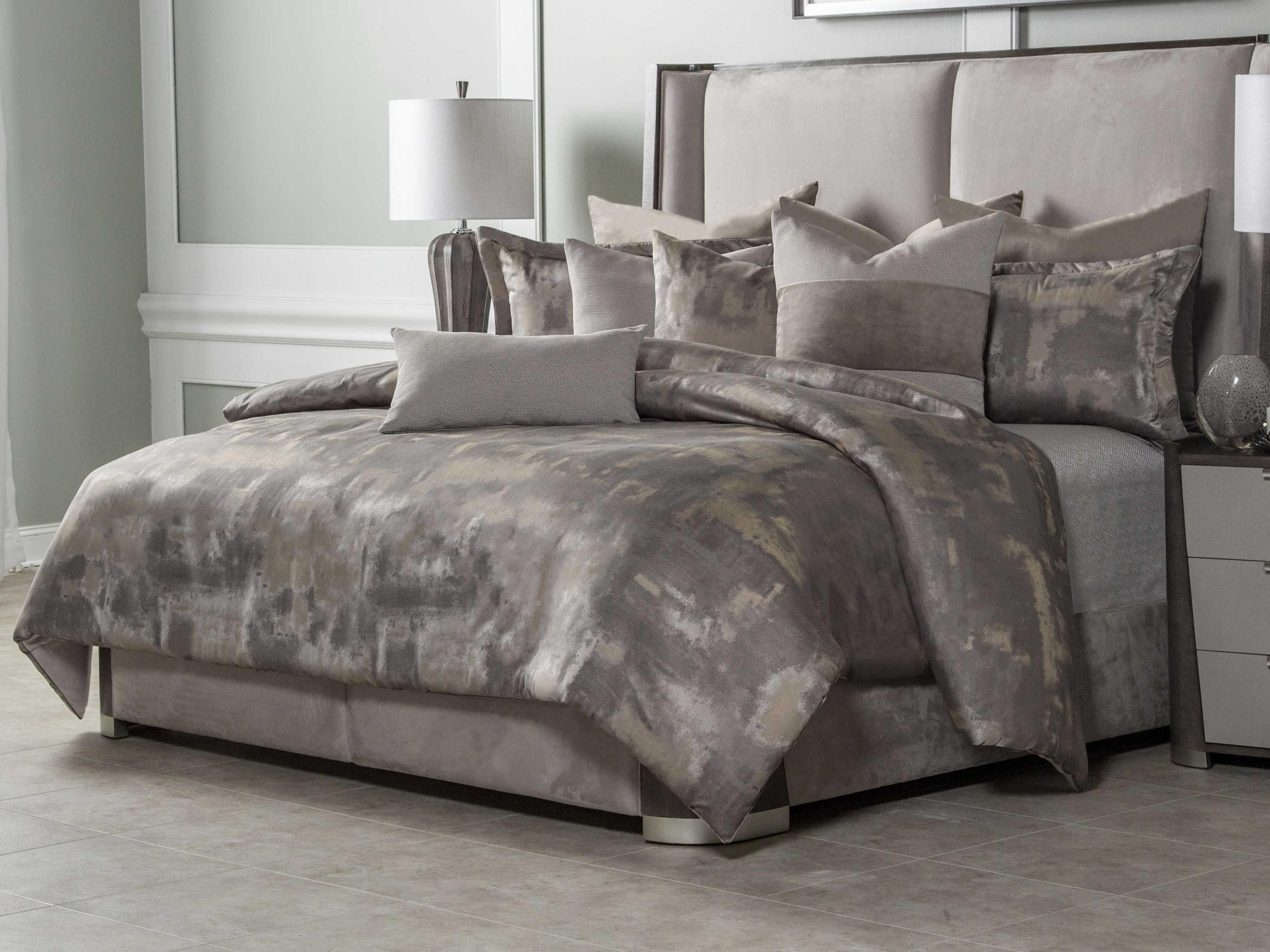 Bedding Aubrey Patina 10-Piece King Comforter Set