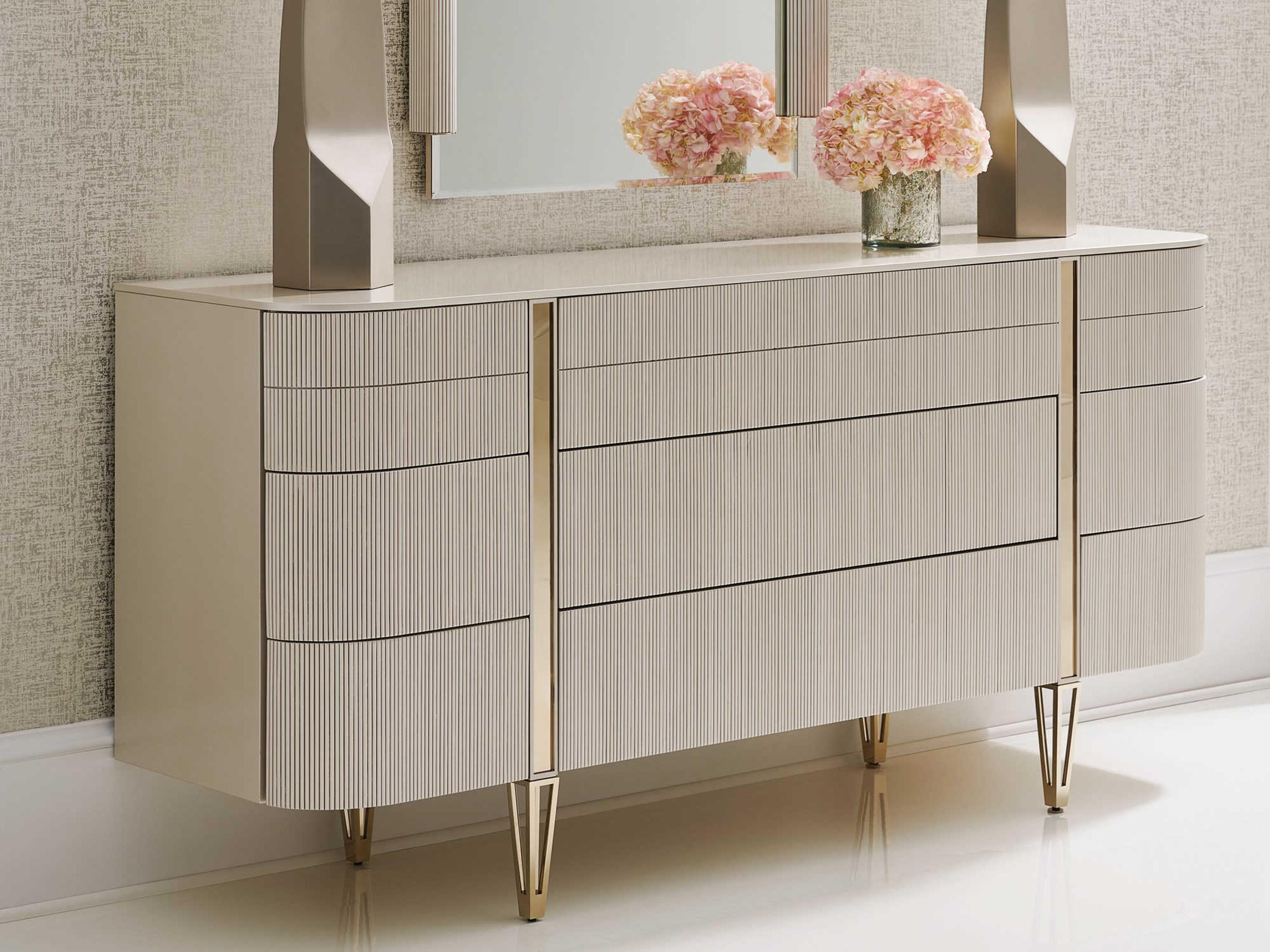 Caracole Classic Love at First Sight 9-Drawers White Dresser
