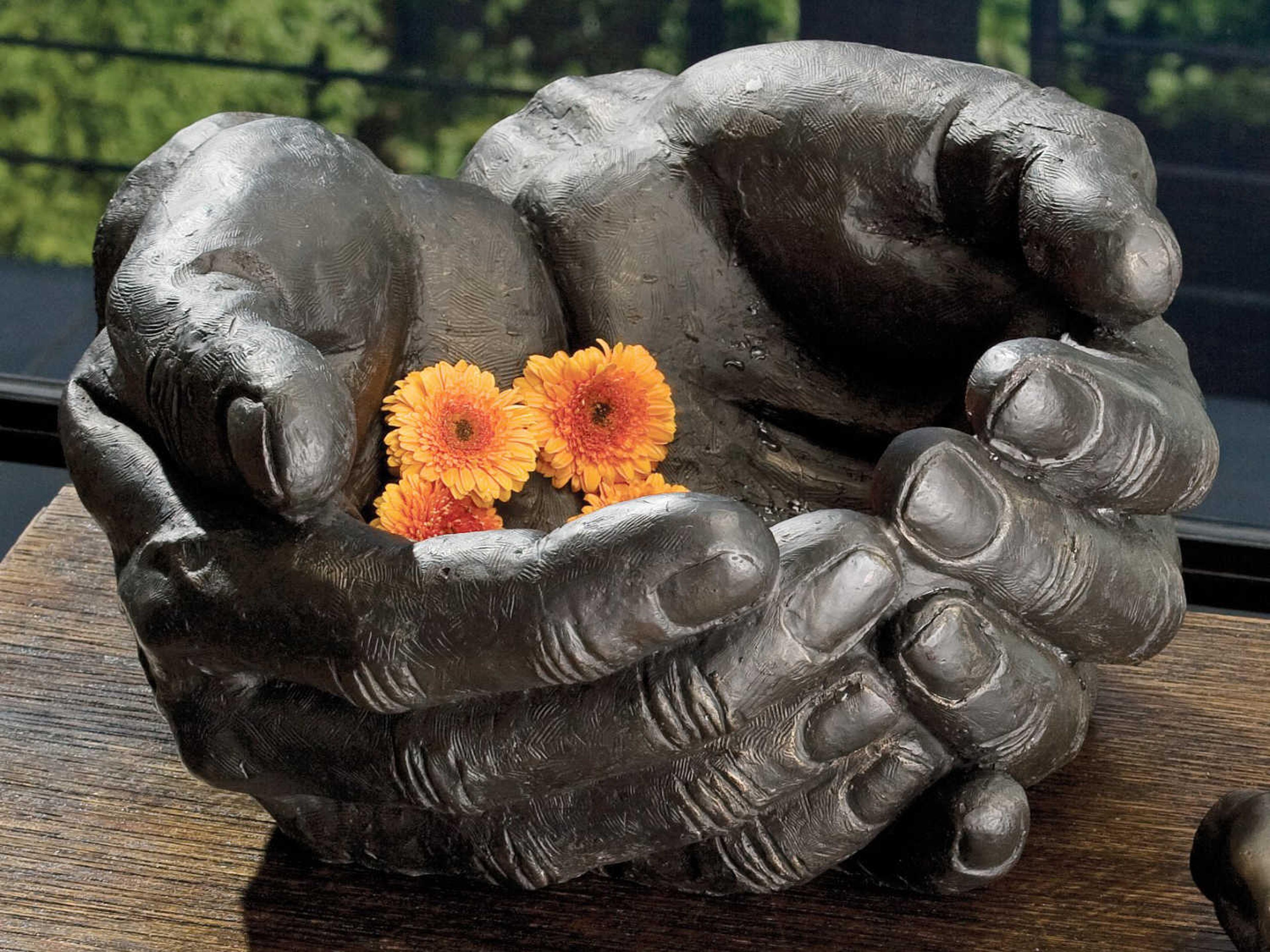 Global Views Grande Hand Decorative Bowl