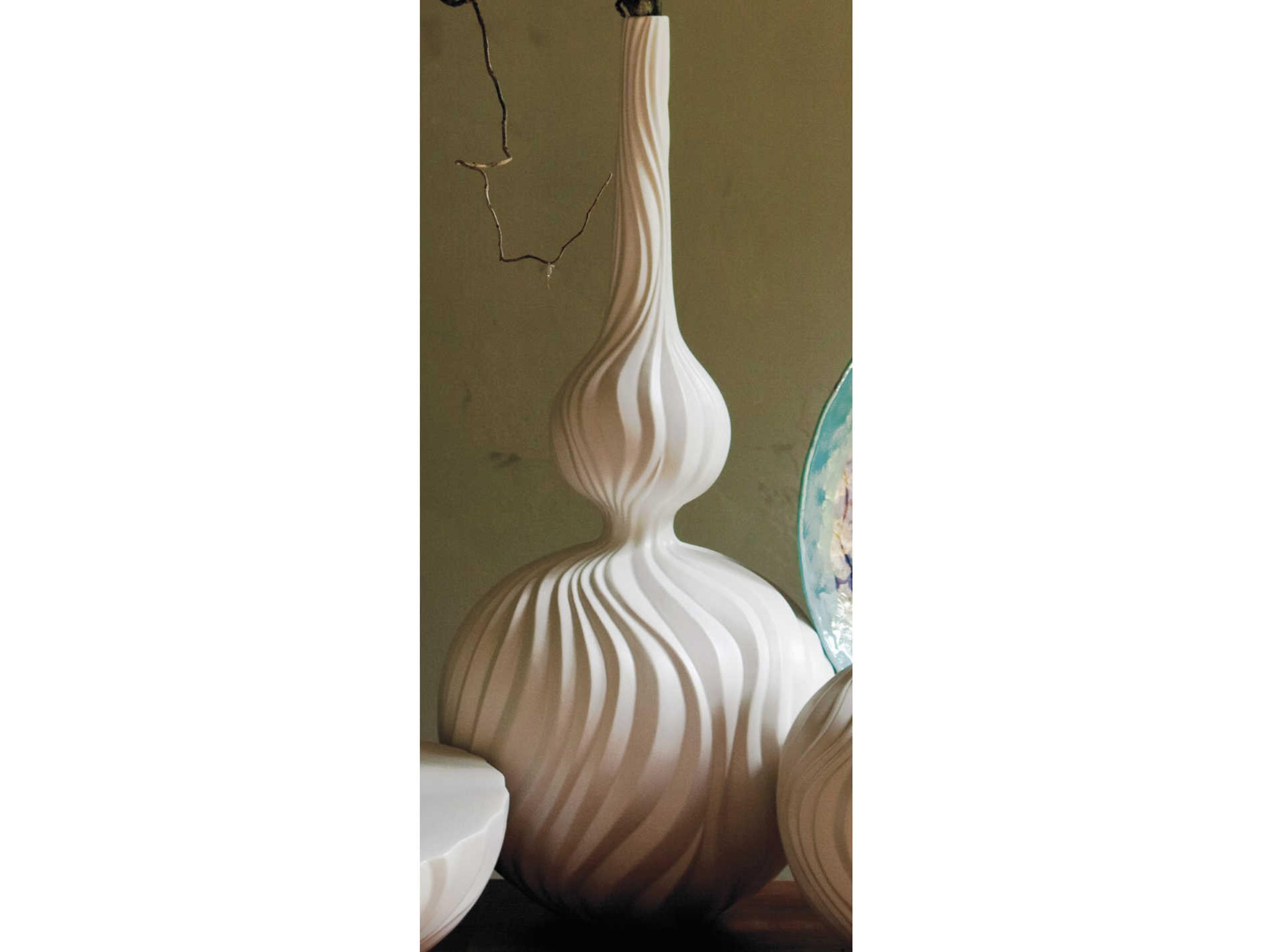 Magura Snow Large Vase