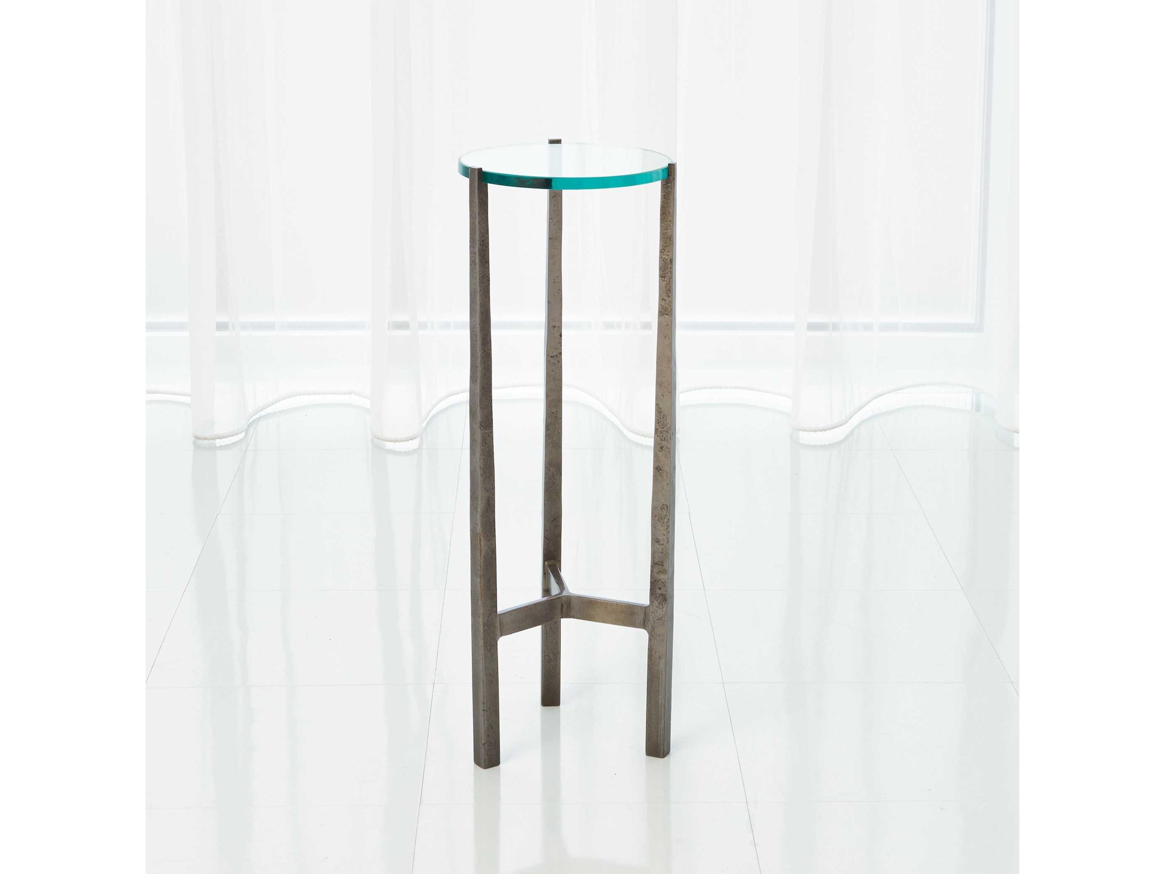 Global Views Oculus Round Glass End Table