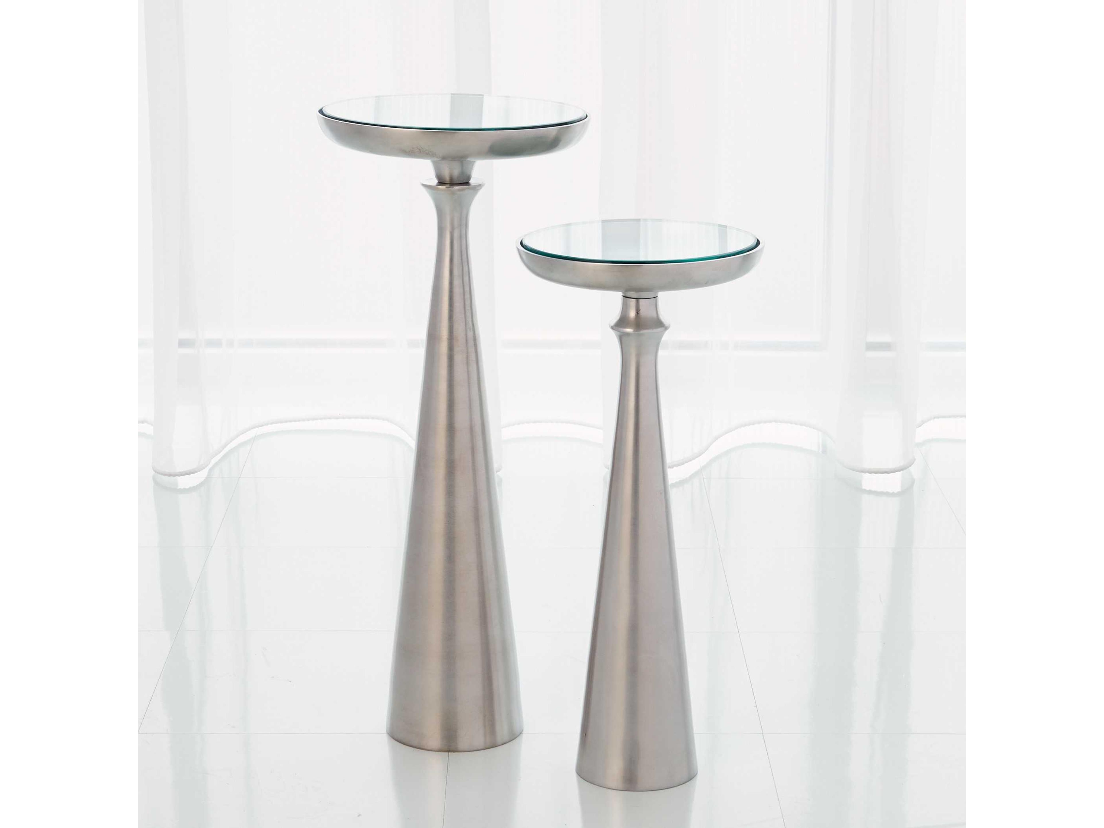 Global Views 9" Round Glass Satin Nickel End Table