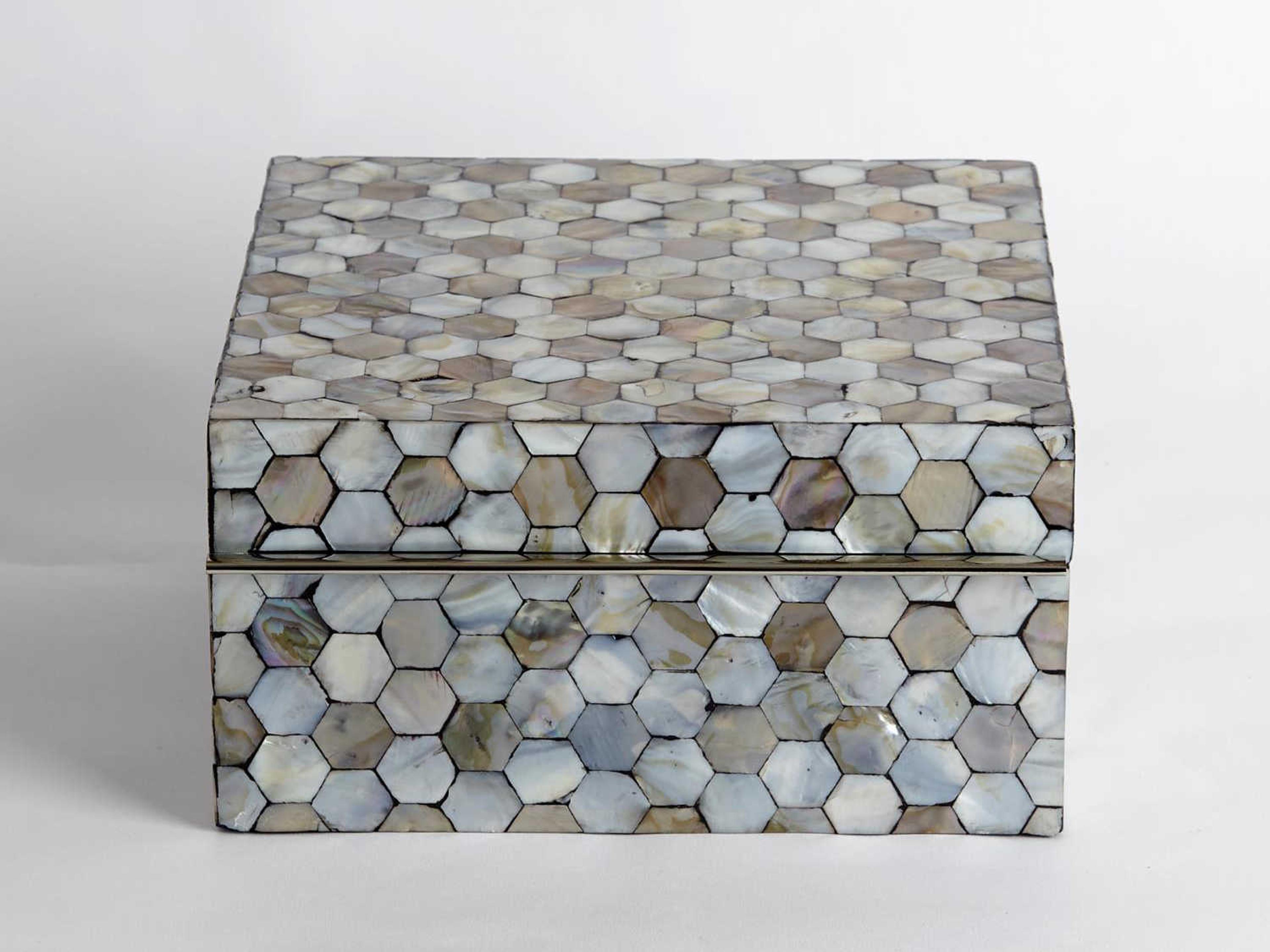 Global Views Mother Of Pearl Medium Storage Case