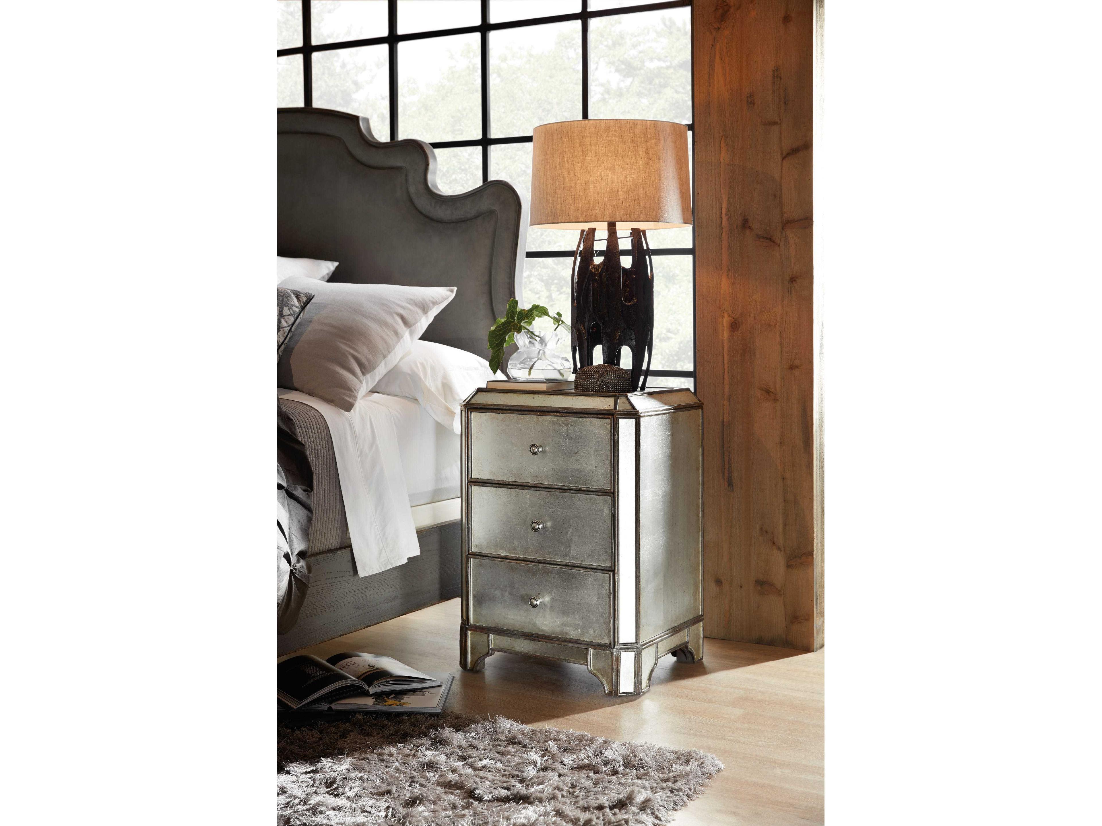 Luxecor Heritage Mirrored 3-Drawers Cedar Wood Nightstand