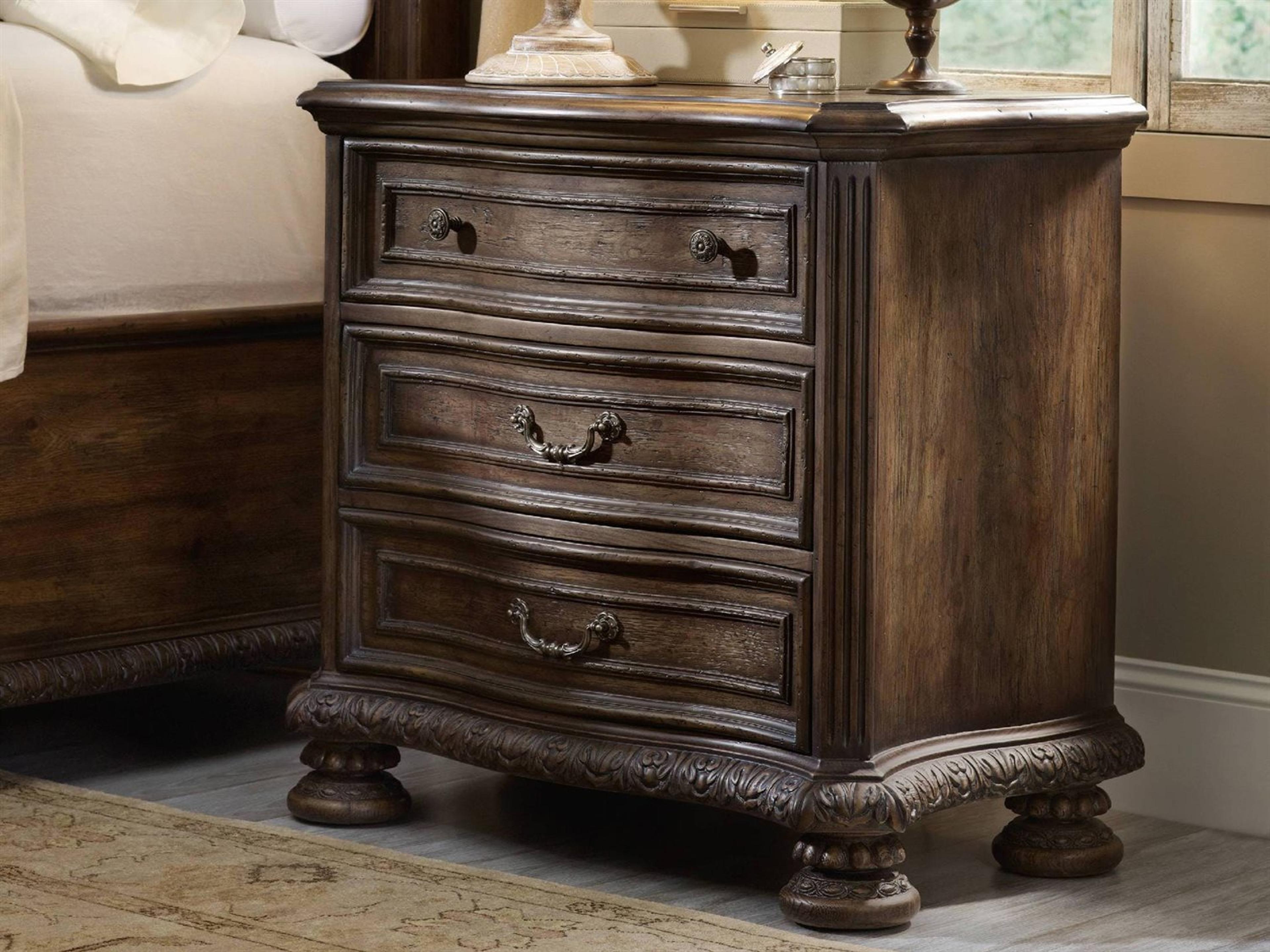 Luxecor Heritage 3-Drawers Brown Hardwood Nightstand