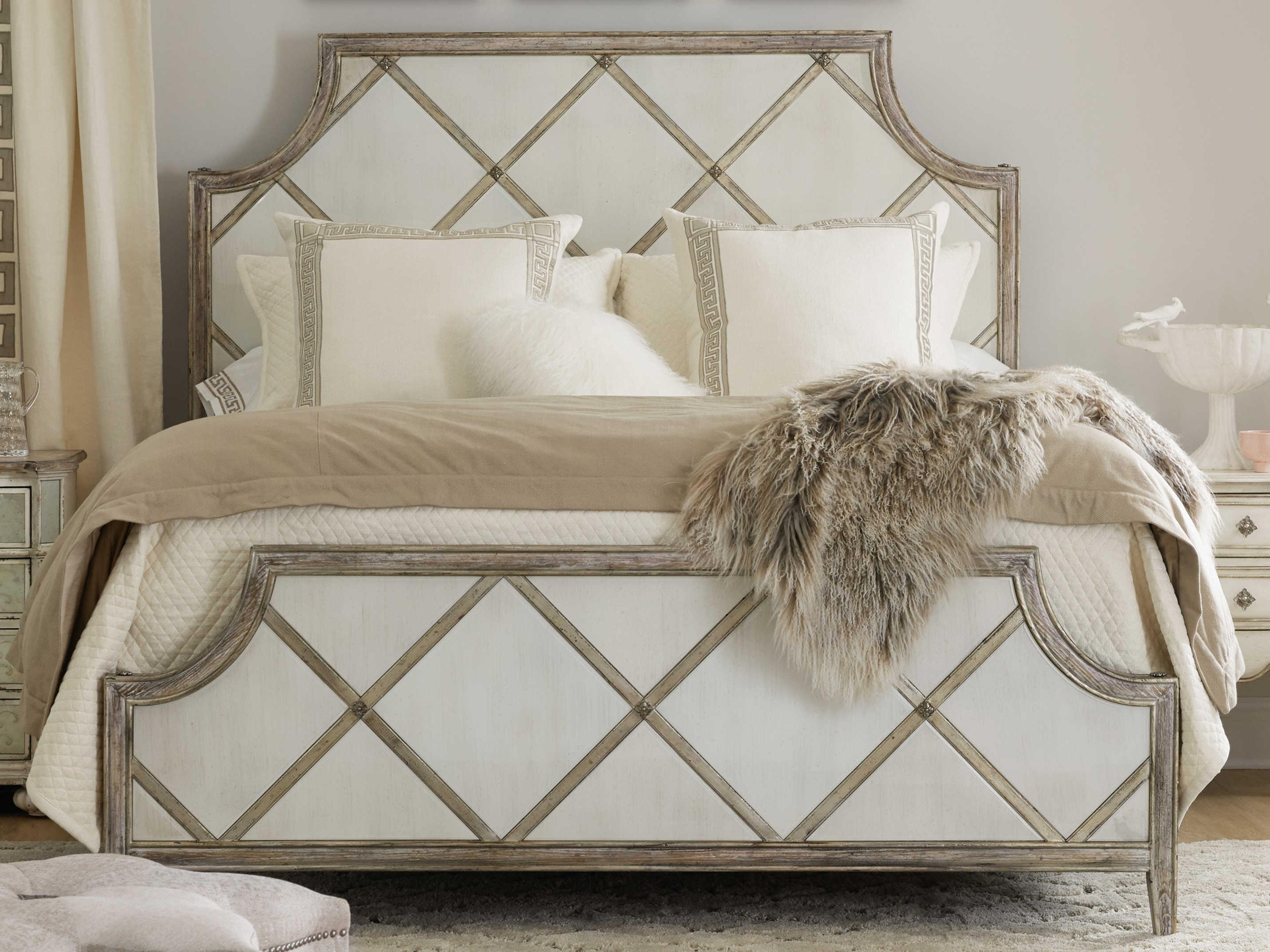 Luxecor Heritage Silver Beige Hardwood Wood Queen Panel Bed