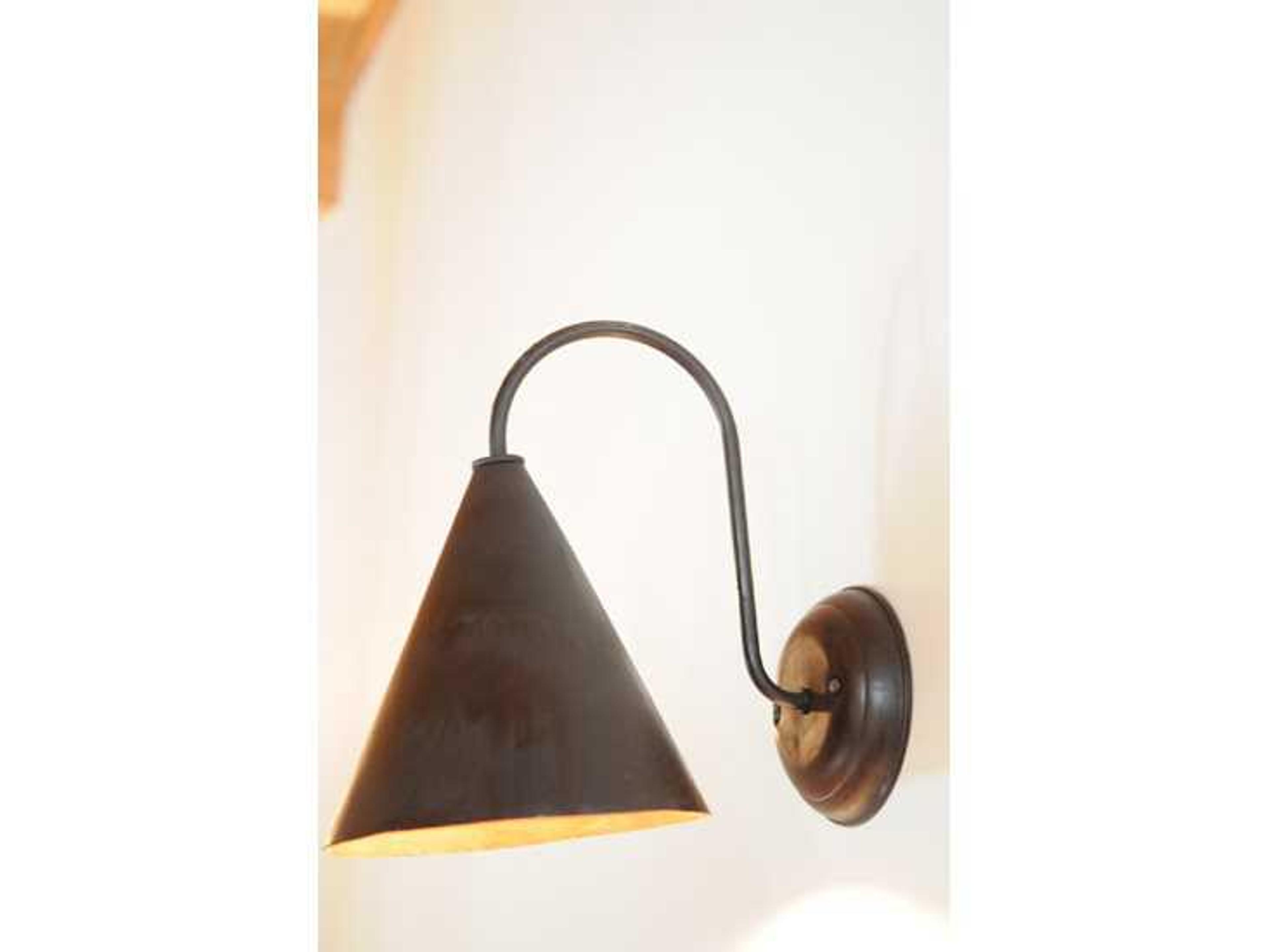 Rustic 1-Light Brown Wall Sconce