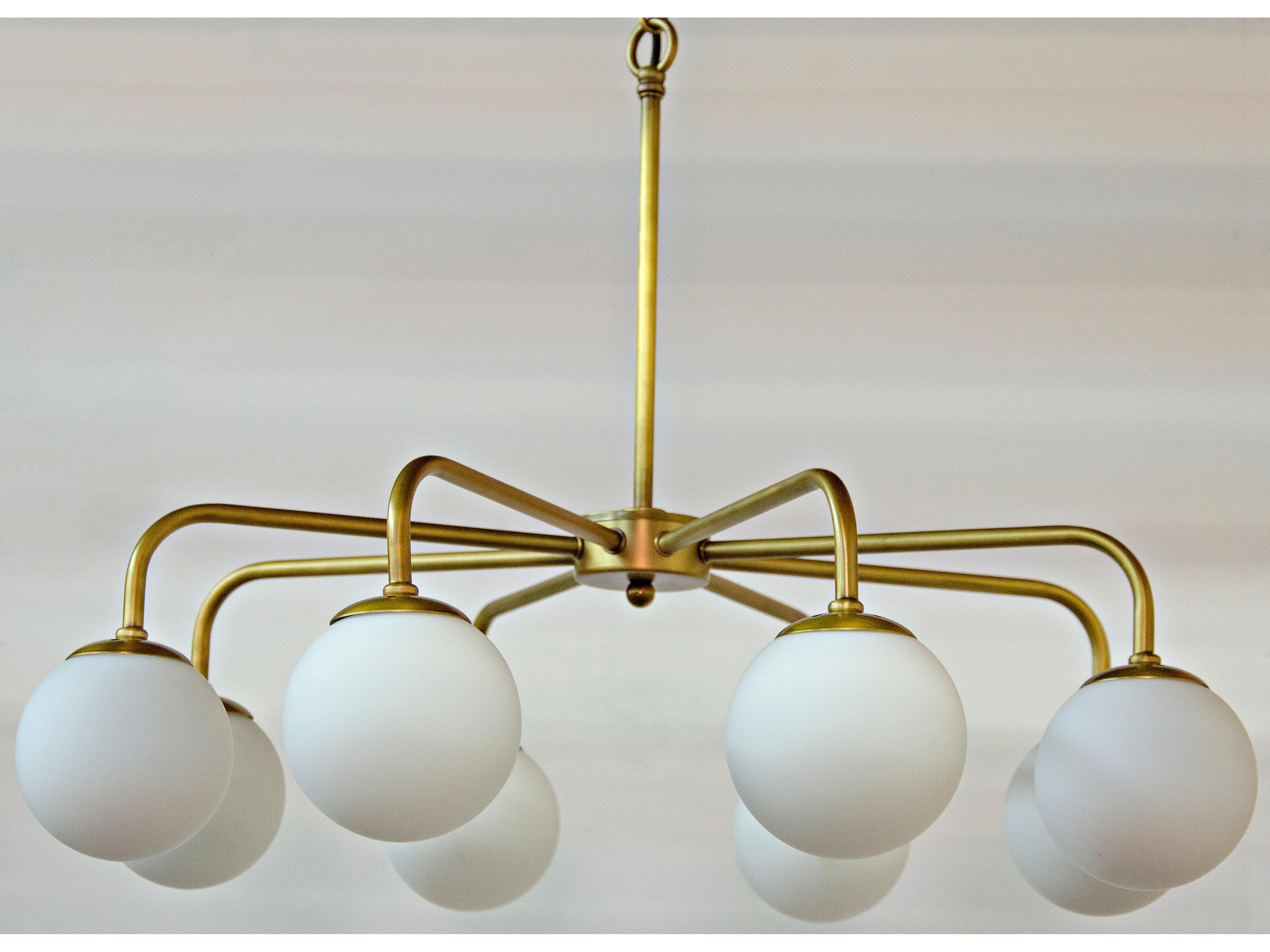 Fixed Lighting 8-Light Antique Brass Glass Globe Chandelier