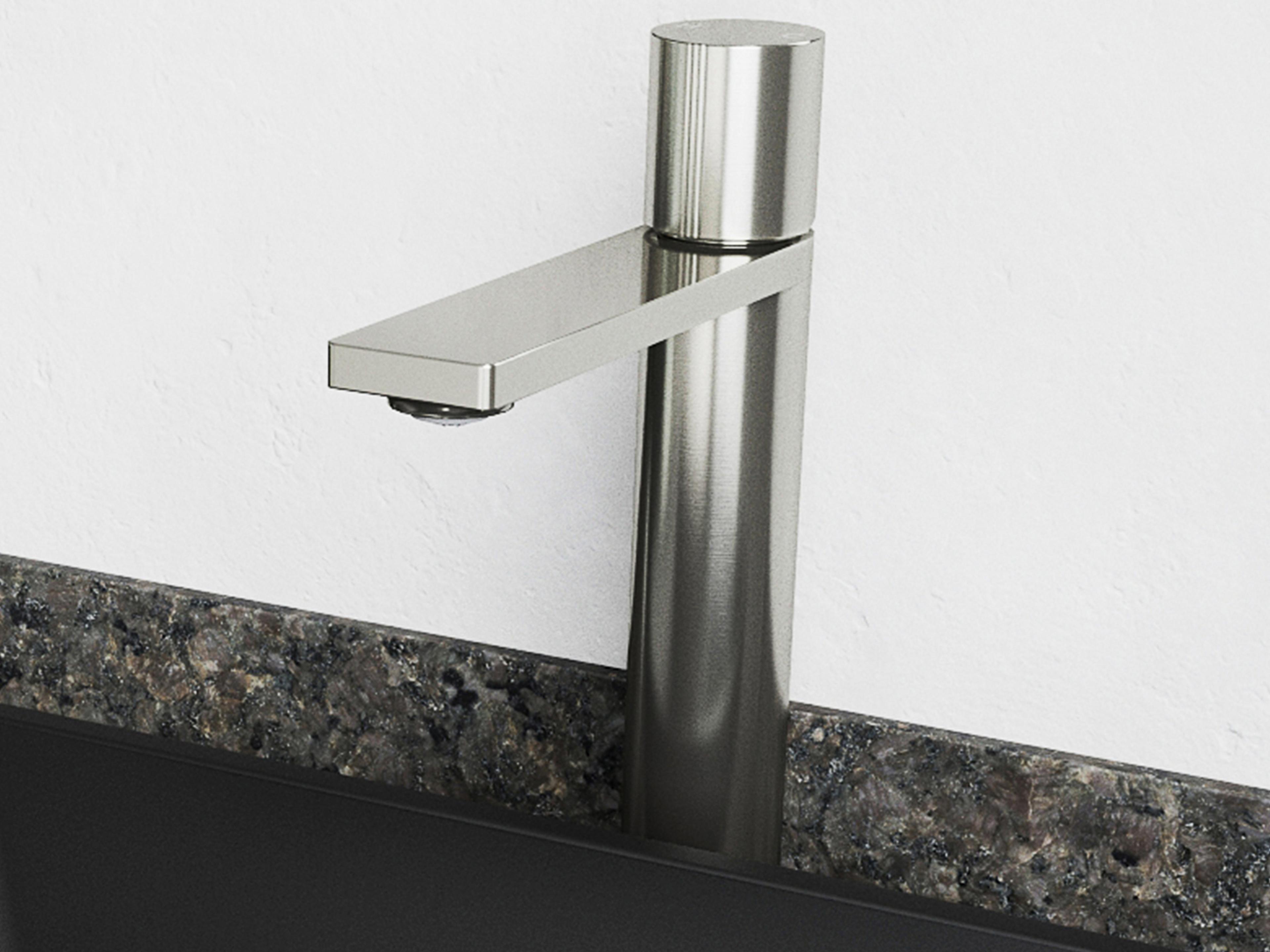 Vigo Gotham Brushed Nickel 1-Handle Vessel Bathroom Faucet