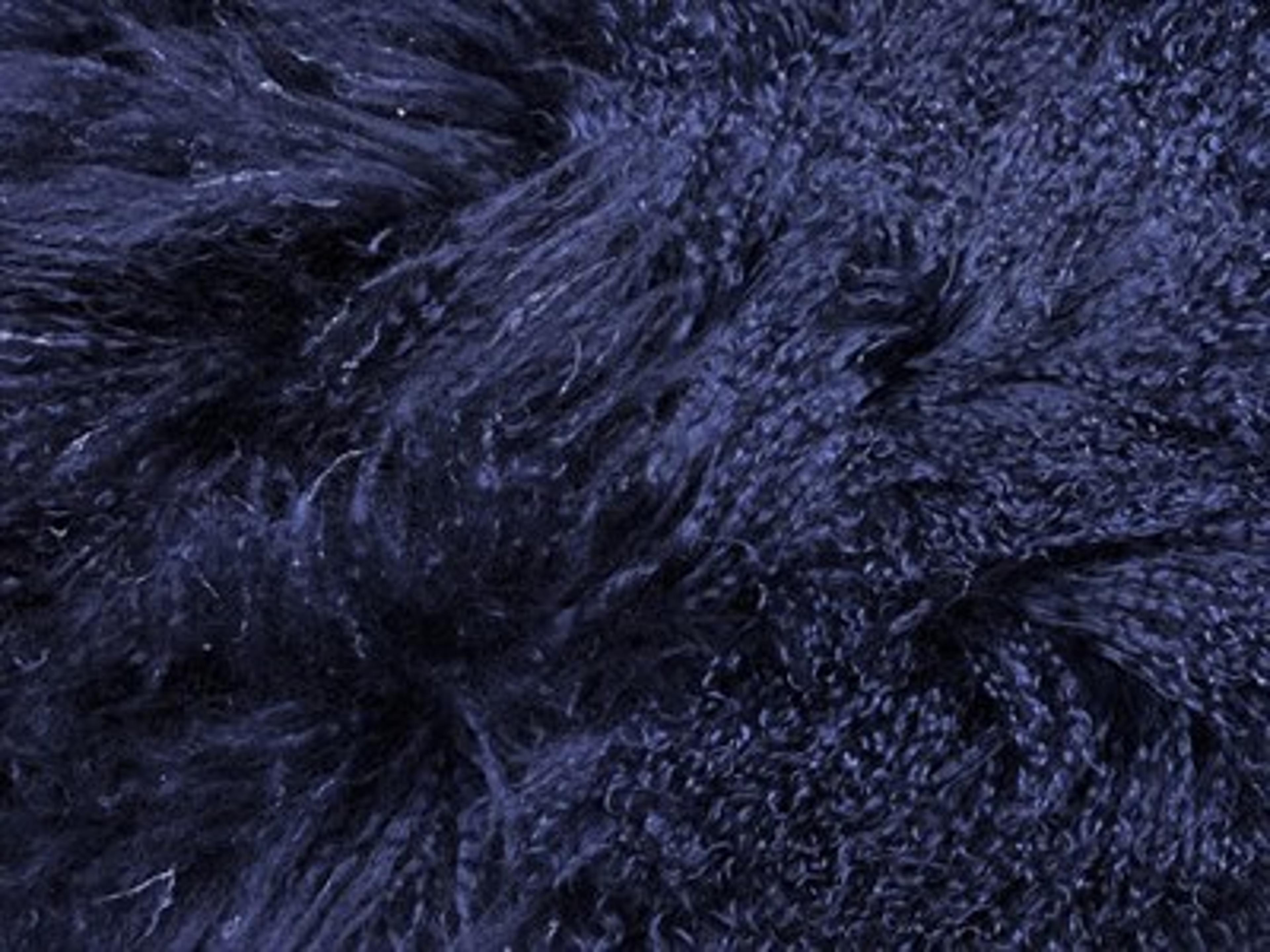 Upholstery: Blue Fur