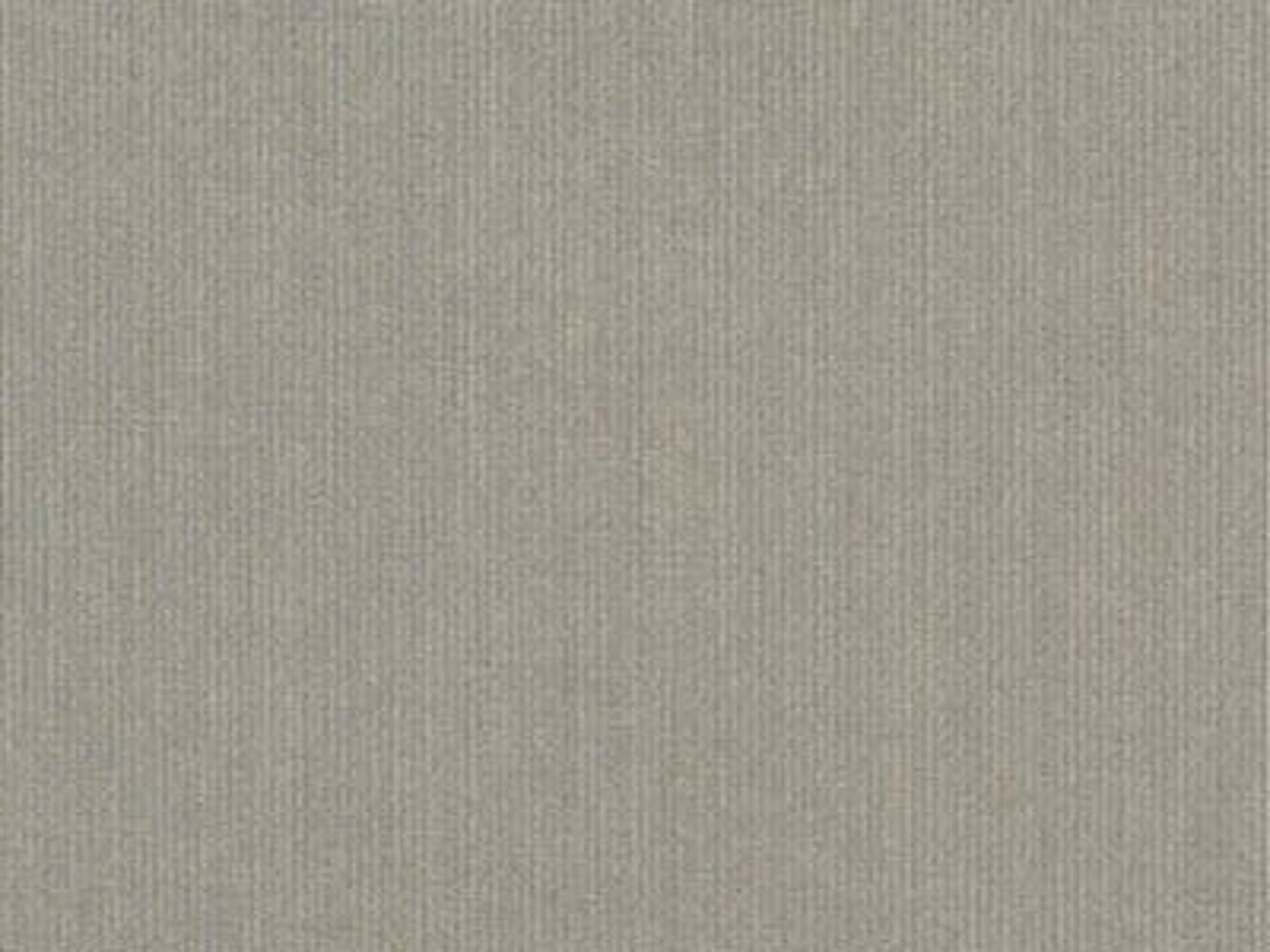 Fabric: Sunbrella Spectrum Dove