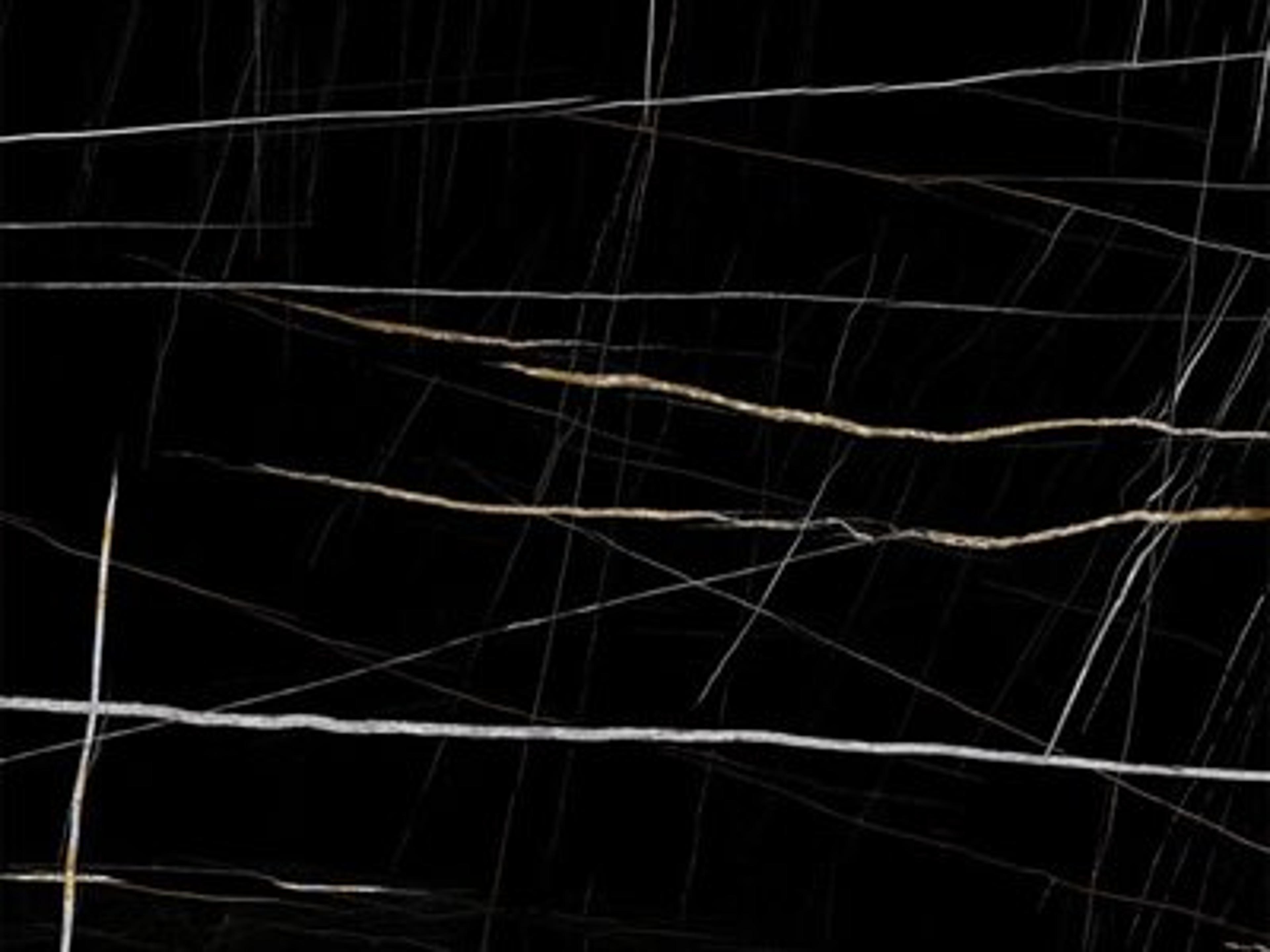 Table Top: Sahara Noir Stone