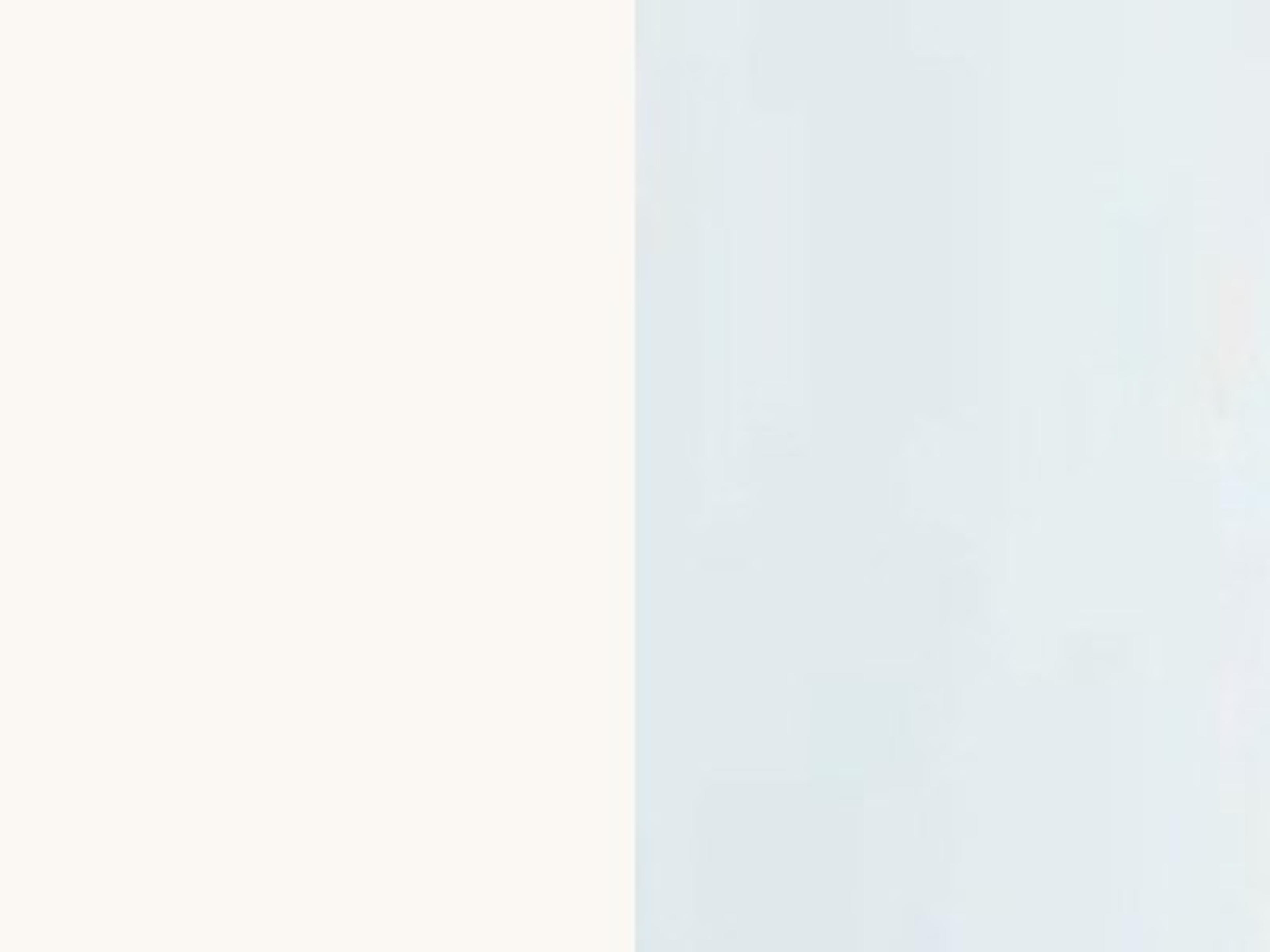 Finish: Matt Optic White Metal / Mirror Glass