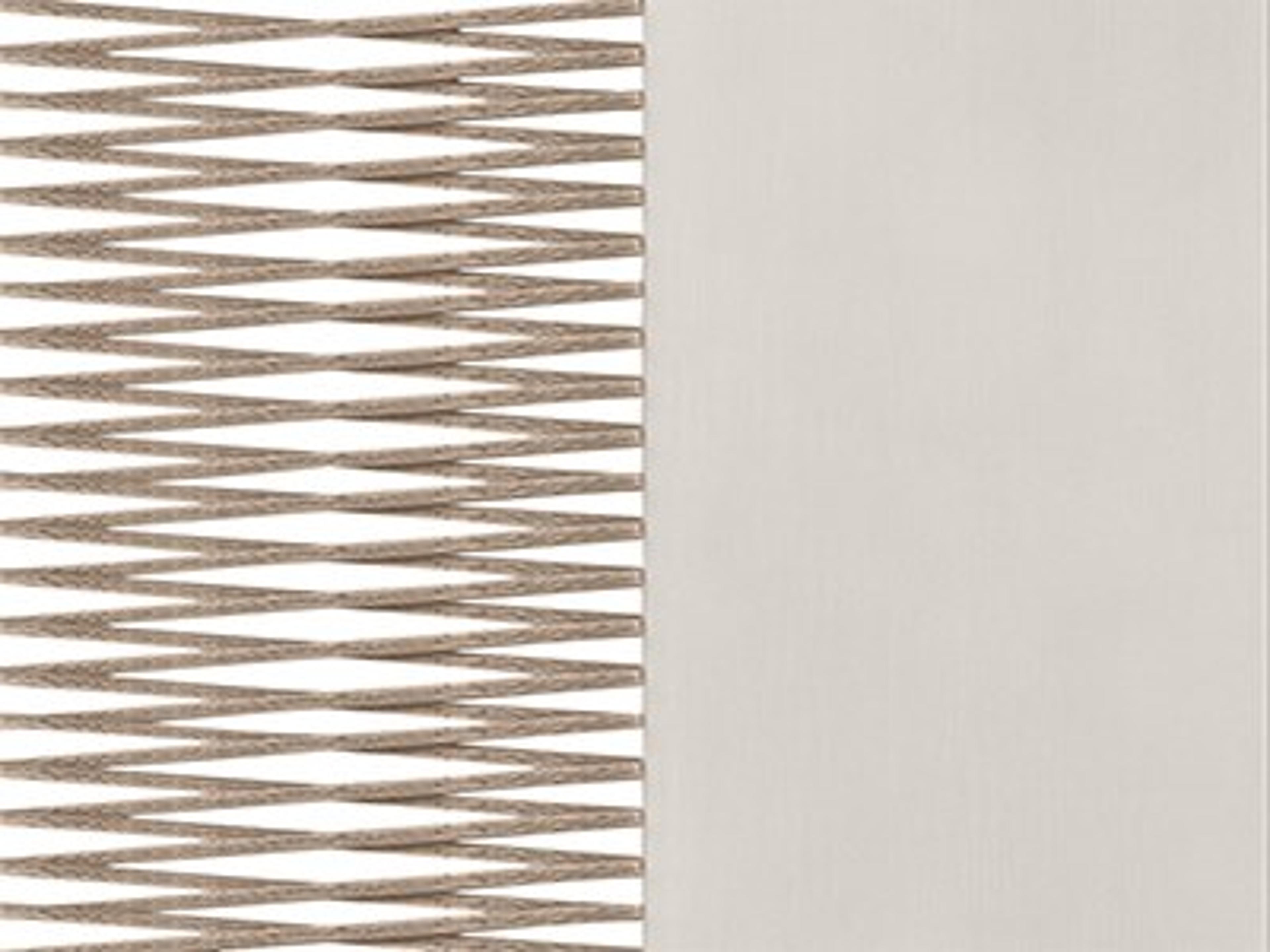 Seating Frame Finish: Barley / Bone