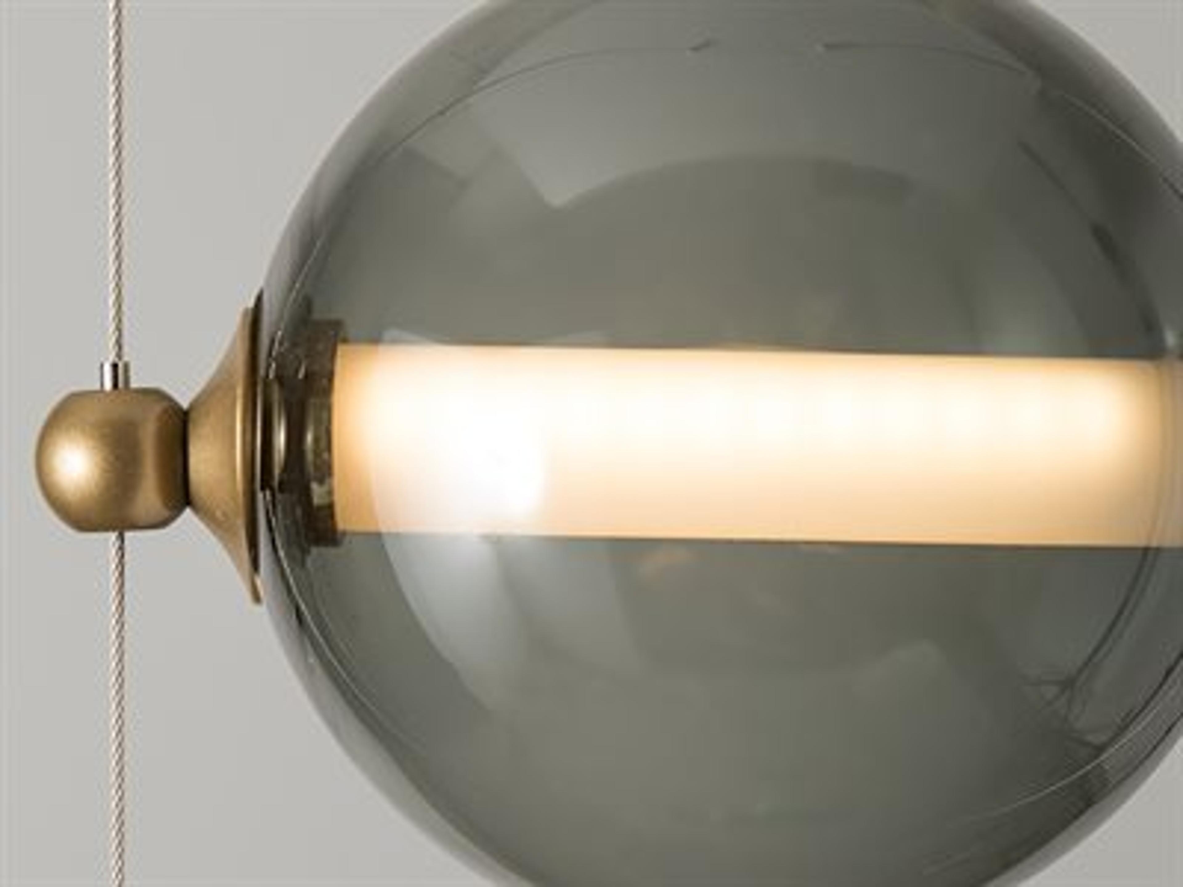 Glass Finish: Cool Grey