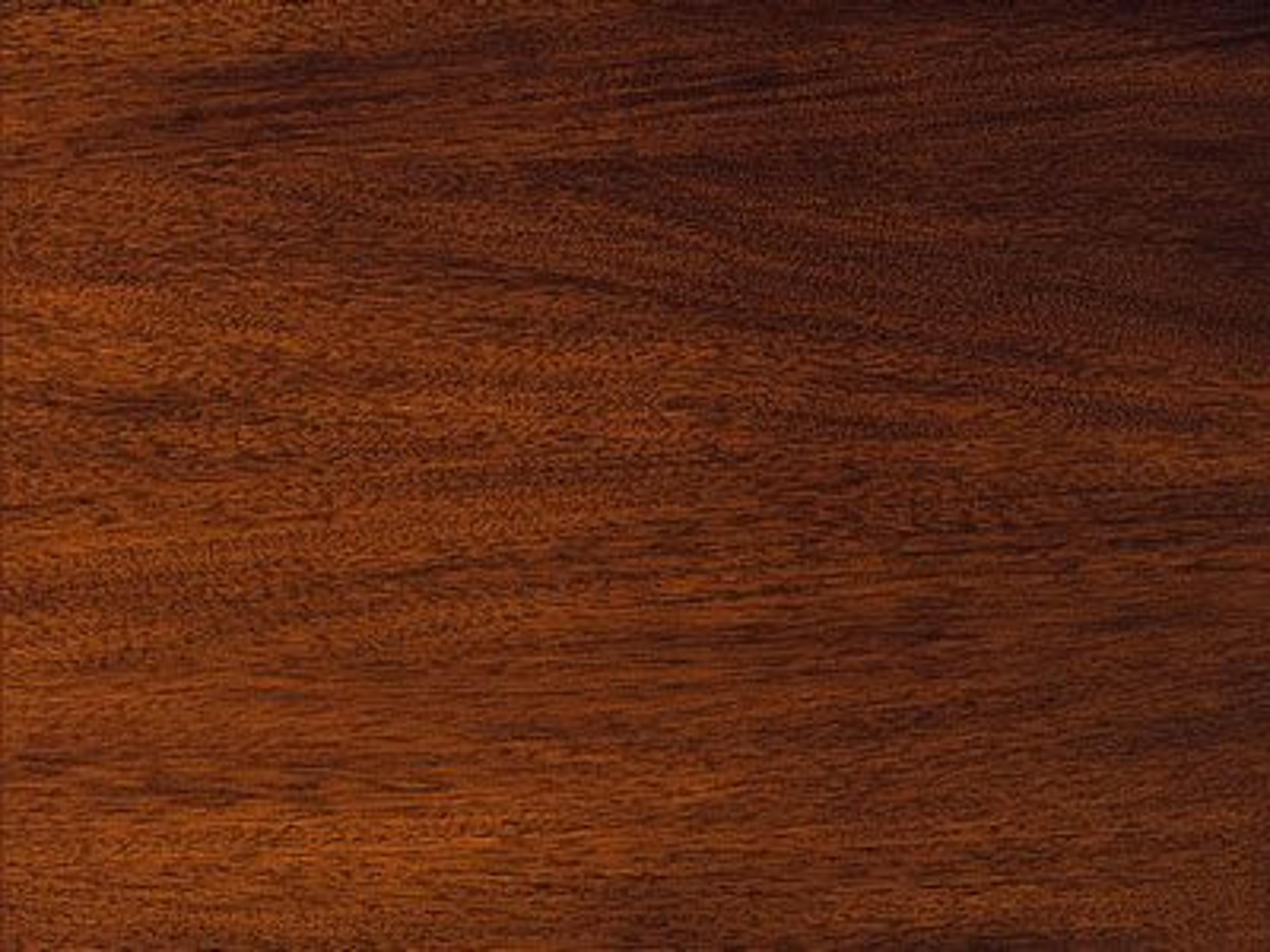 Wood Finish: Heirloom Mahogany Finish
