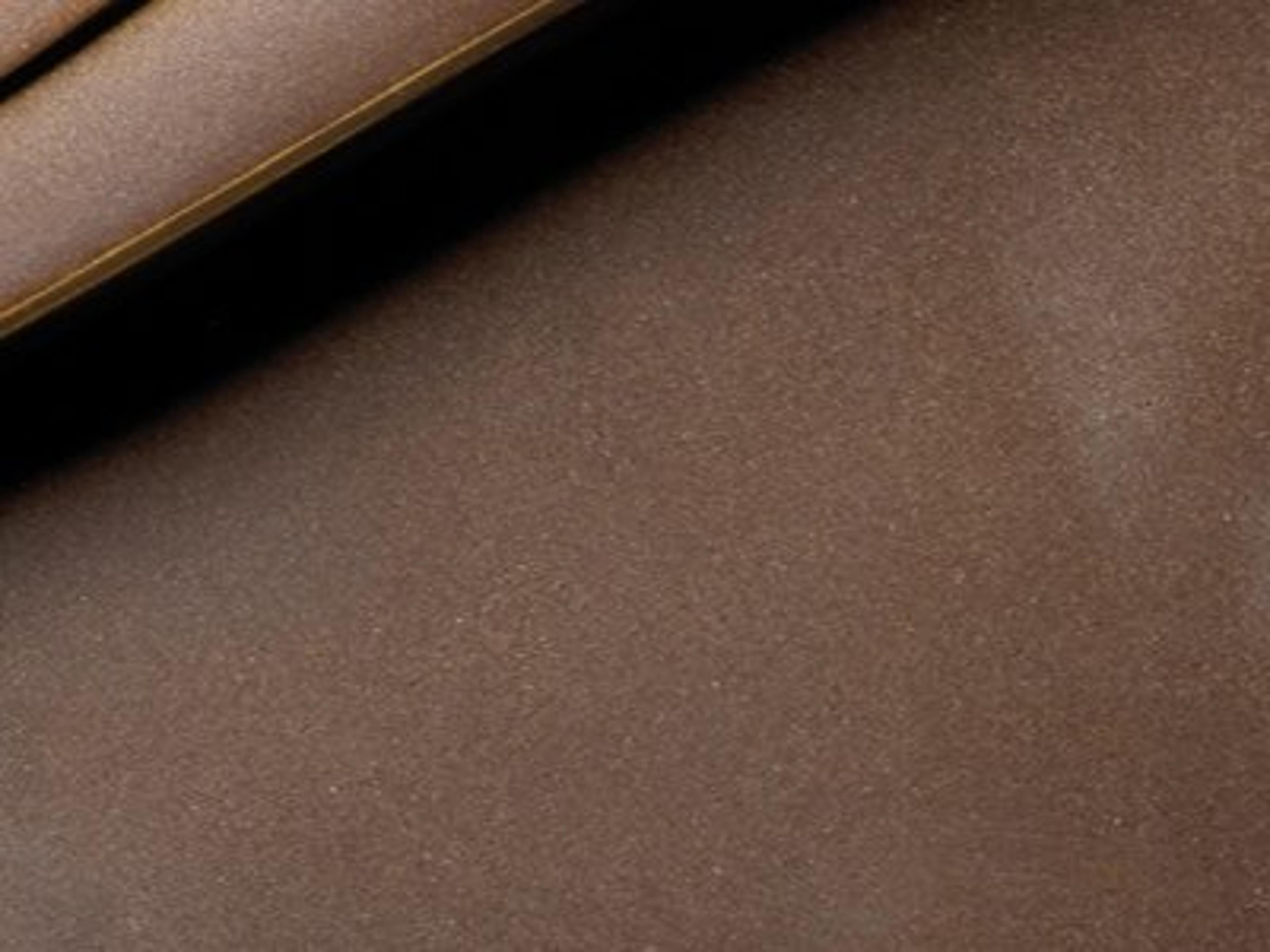 Metal Finish: Dark Bronze