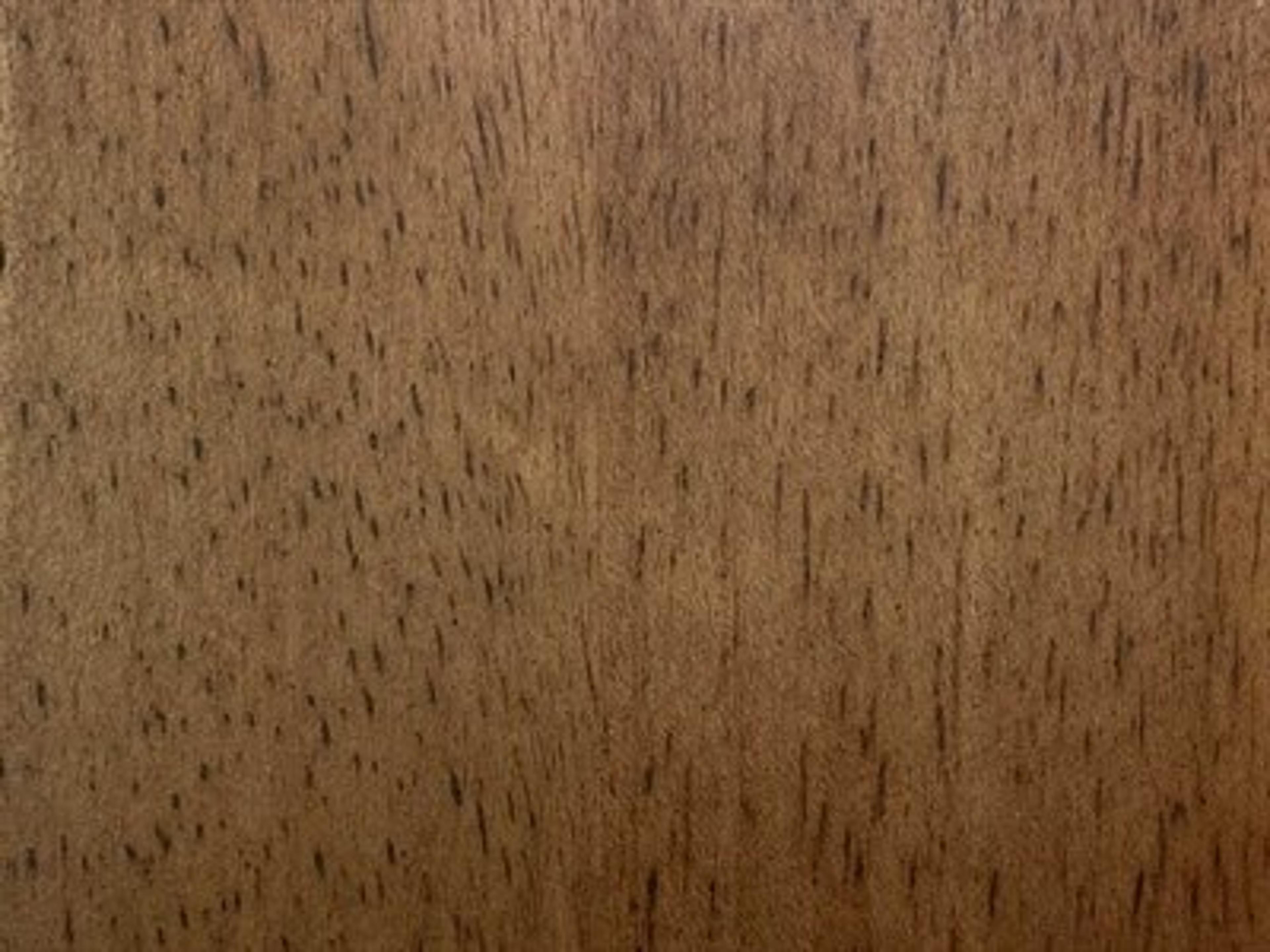 Wood Finish: Saddle Brown