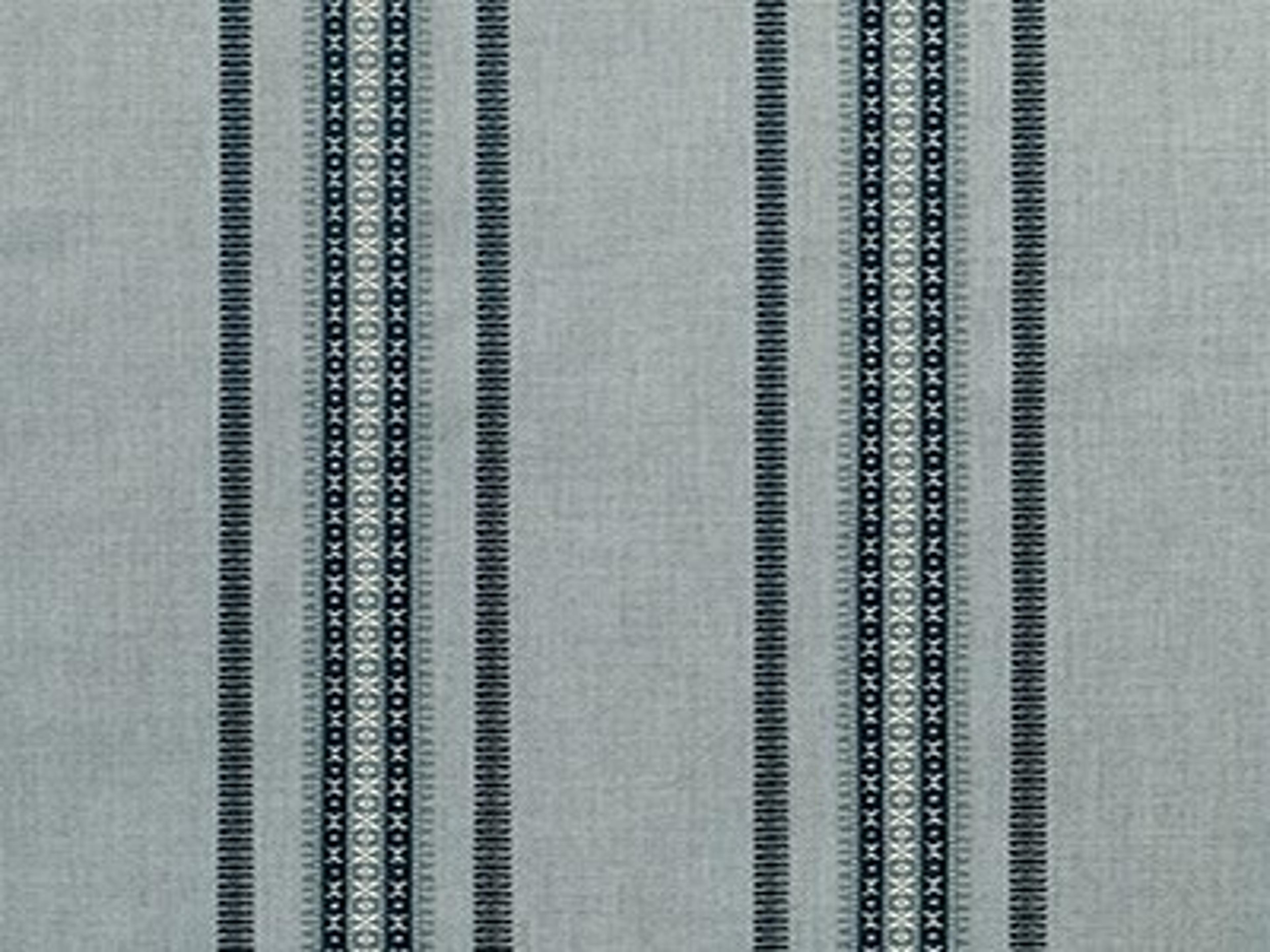 Fabric: Thayer Chambray
