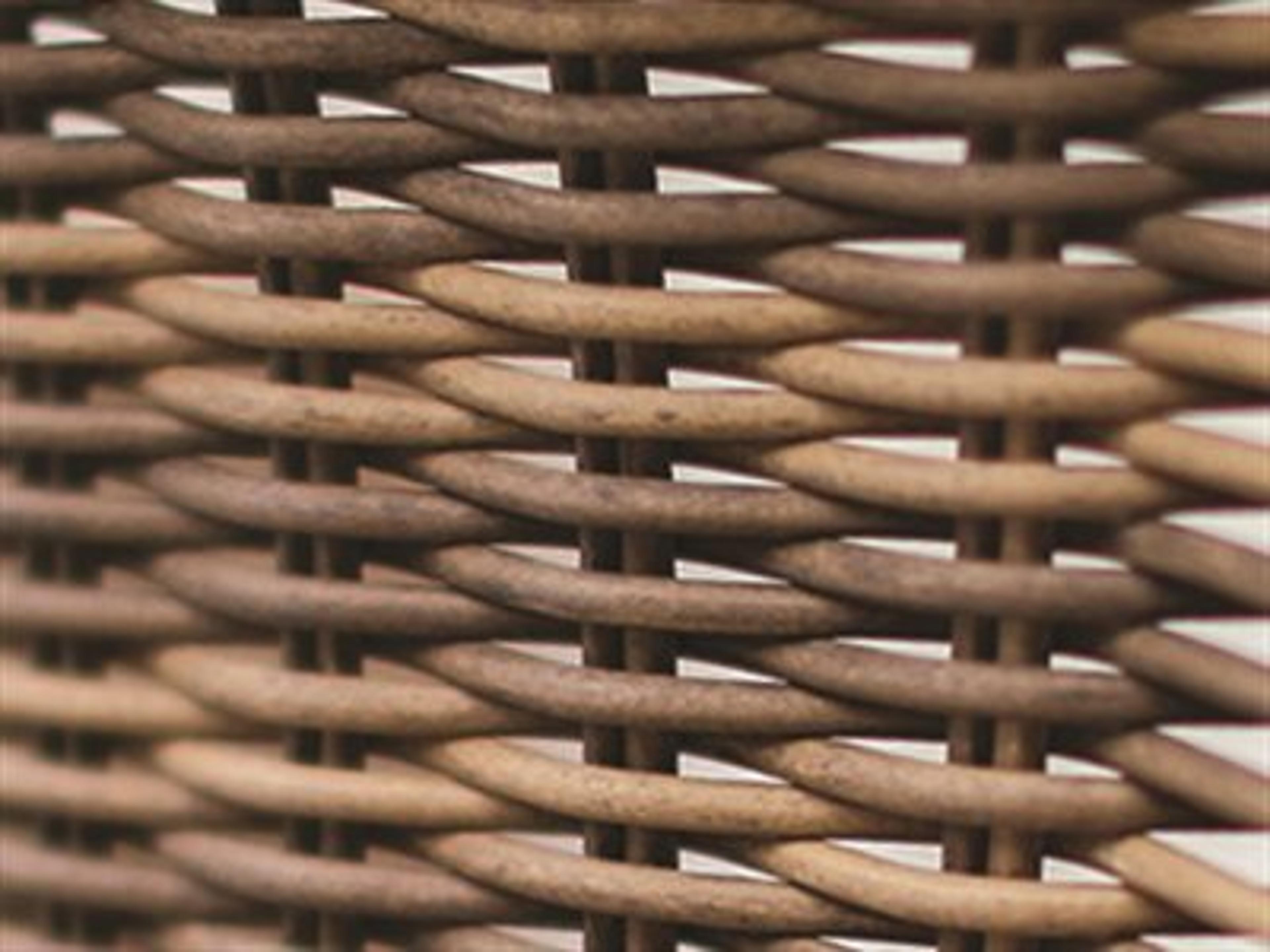 Seating Frame Finish: Barley