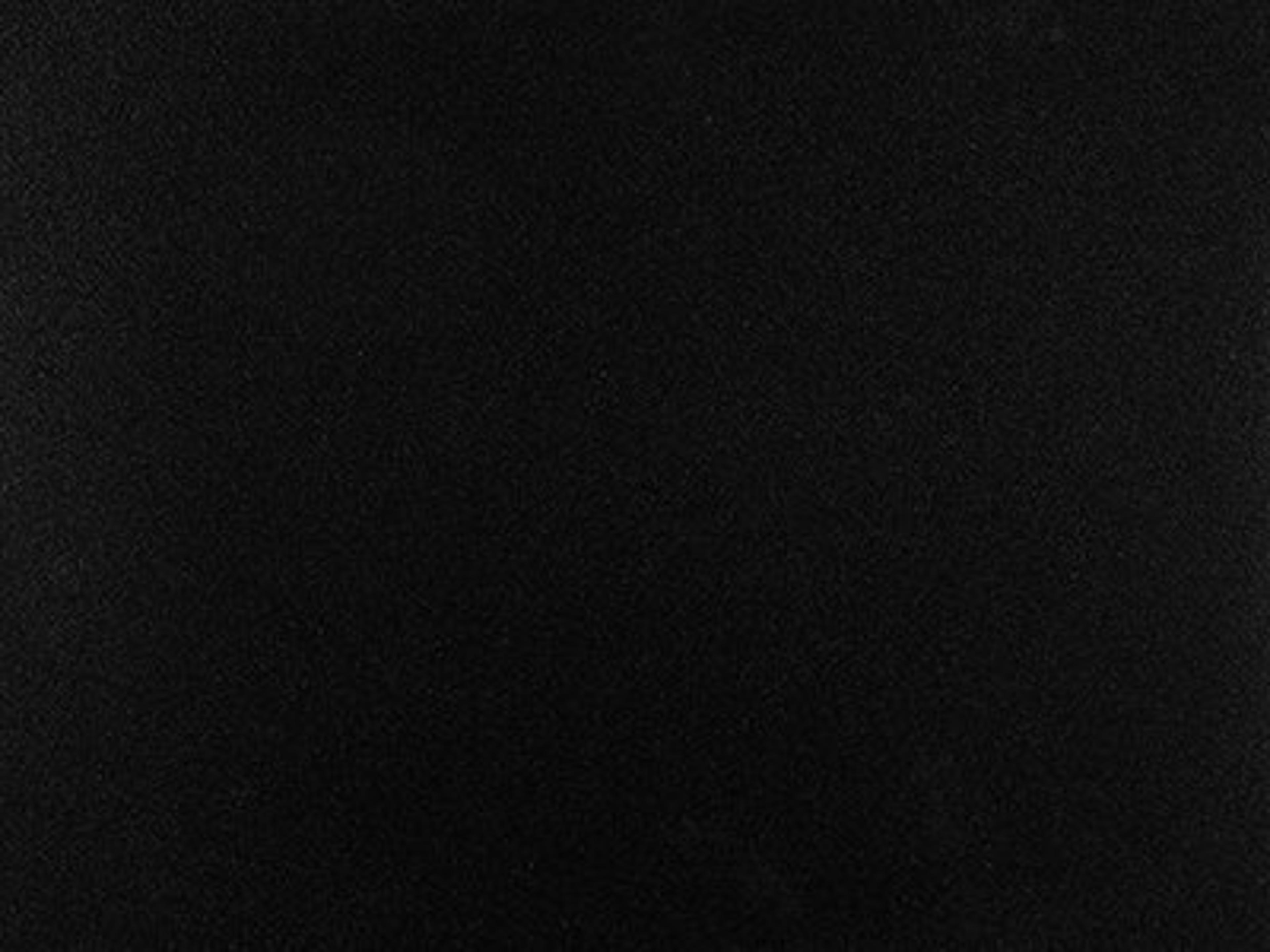 Table Finish: Textured Black