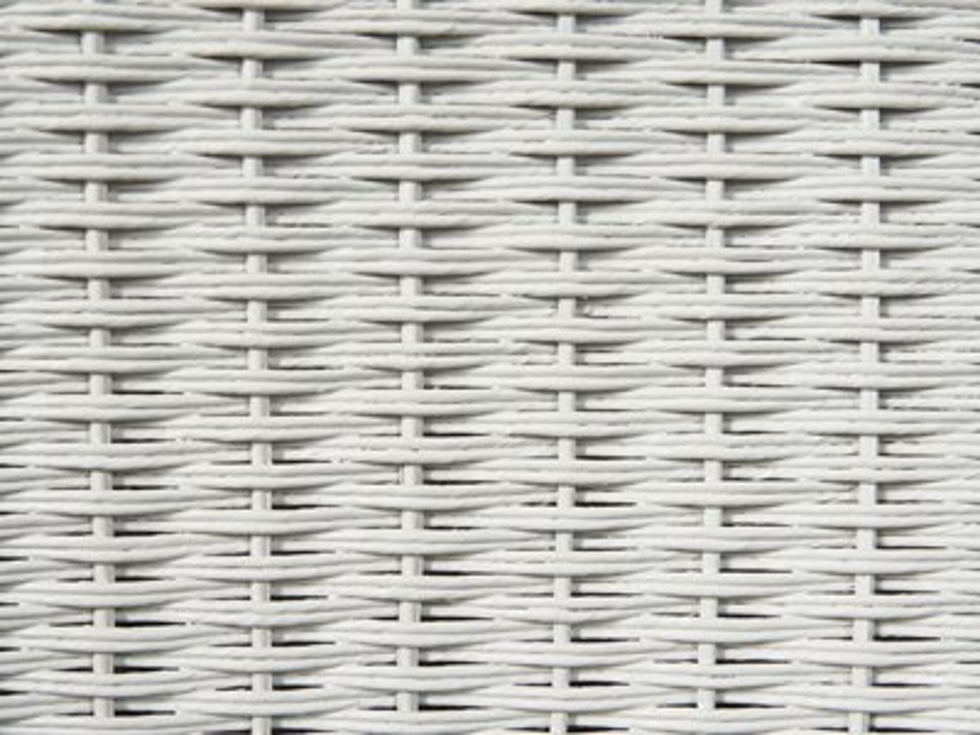 Seating Frame Finish: Matte White