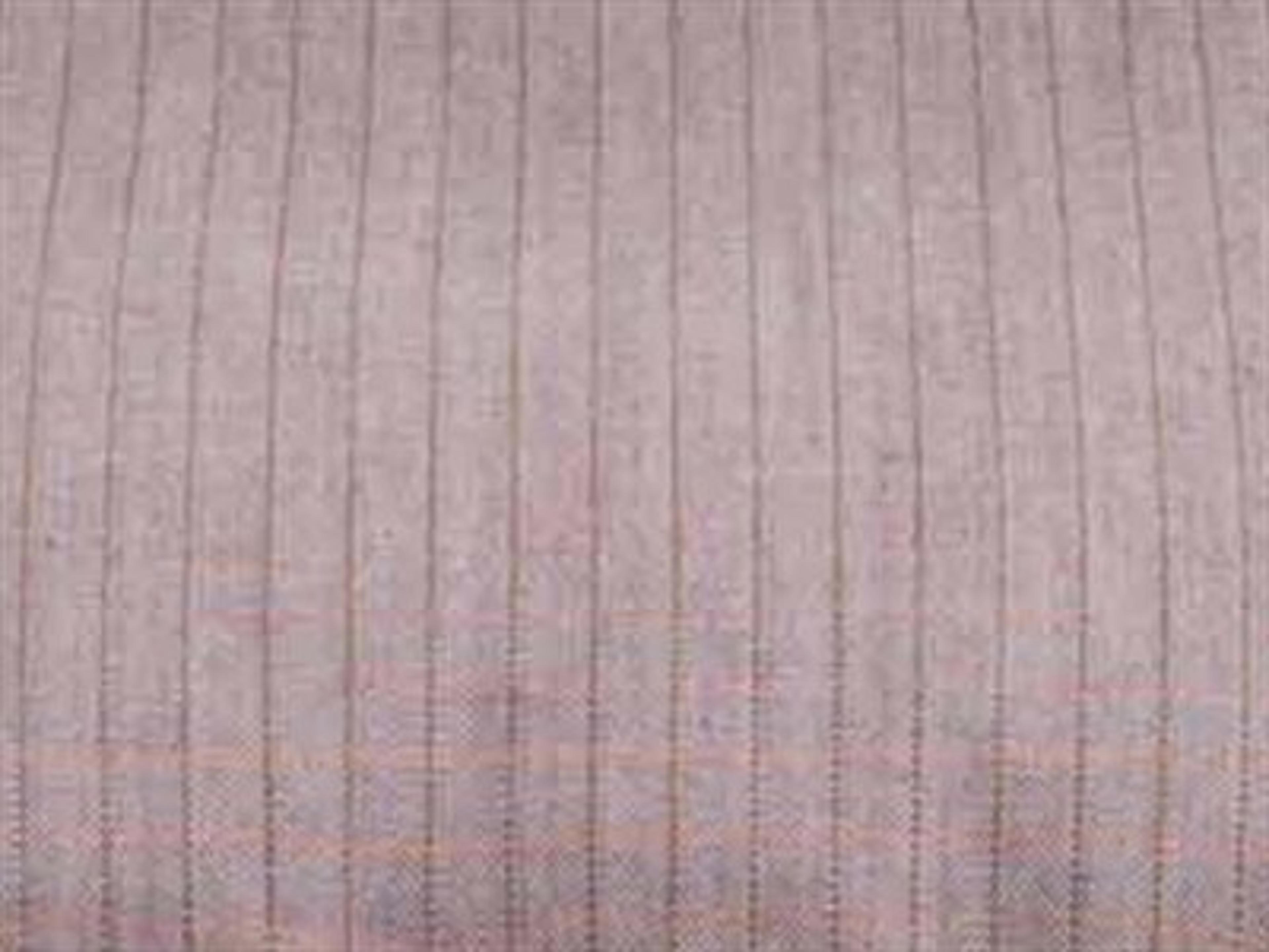 Seat Upholstery: Kvadrat Recheck 645