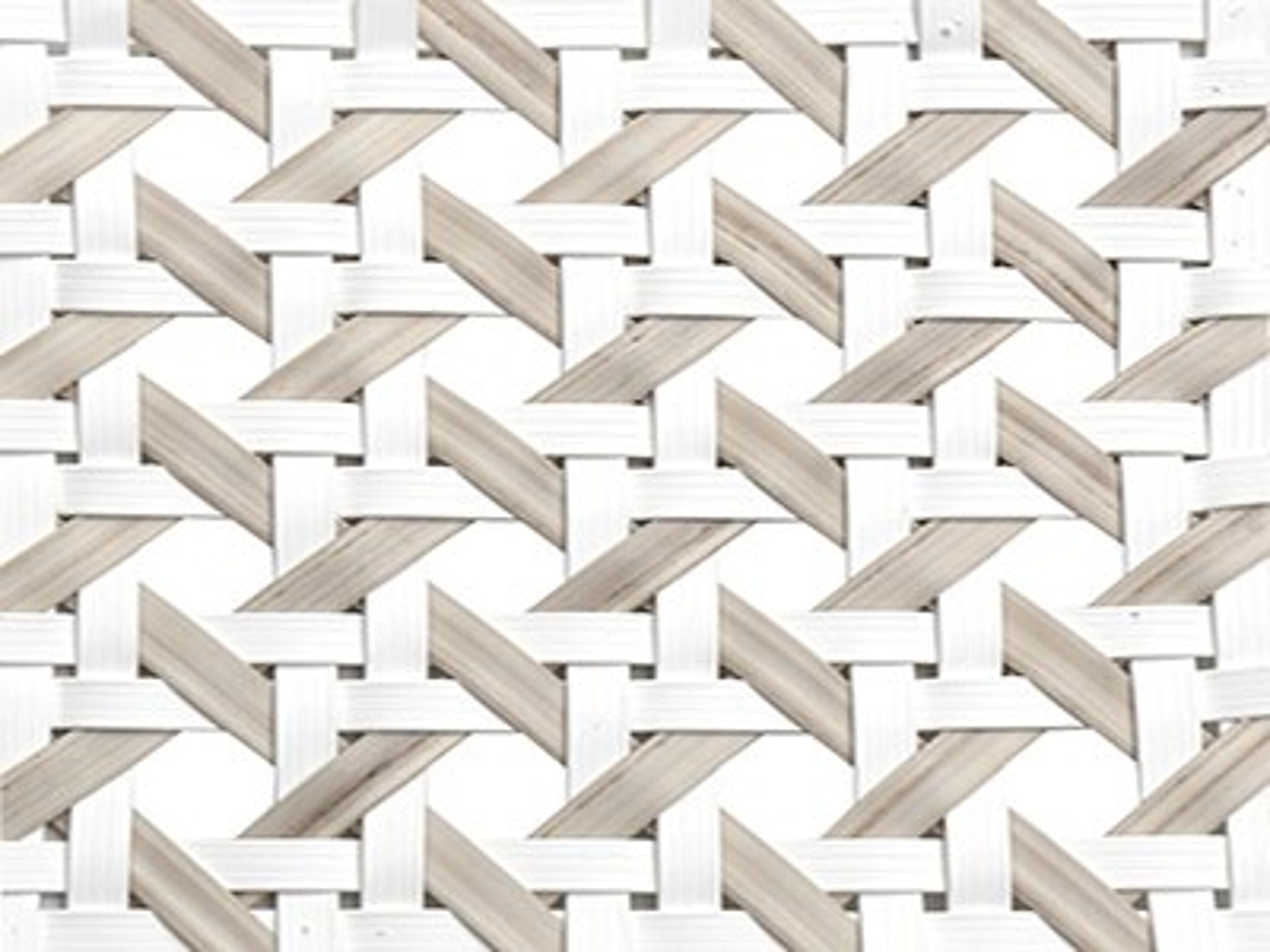 Wicker Finish: Wicker Alabaster