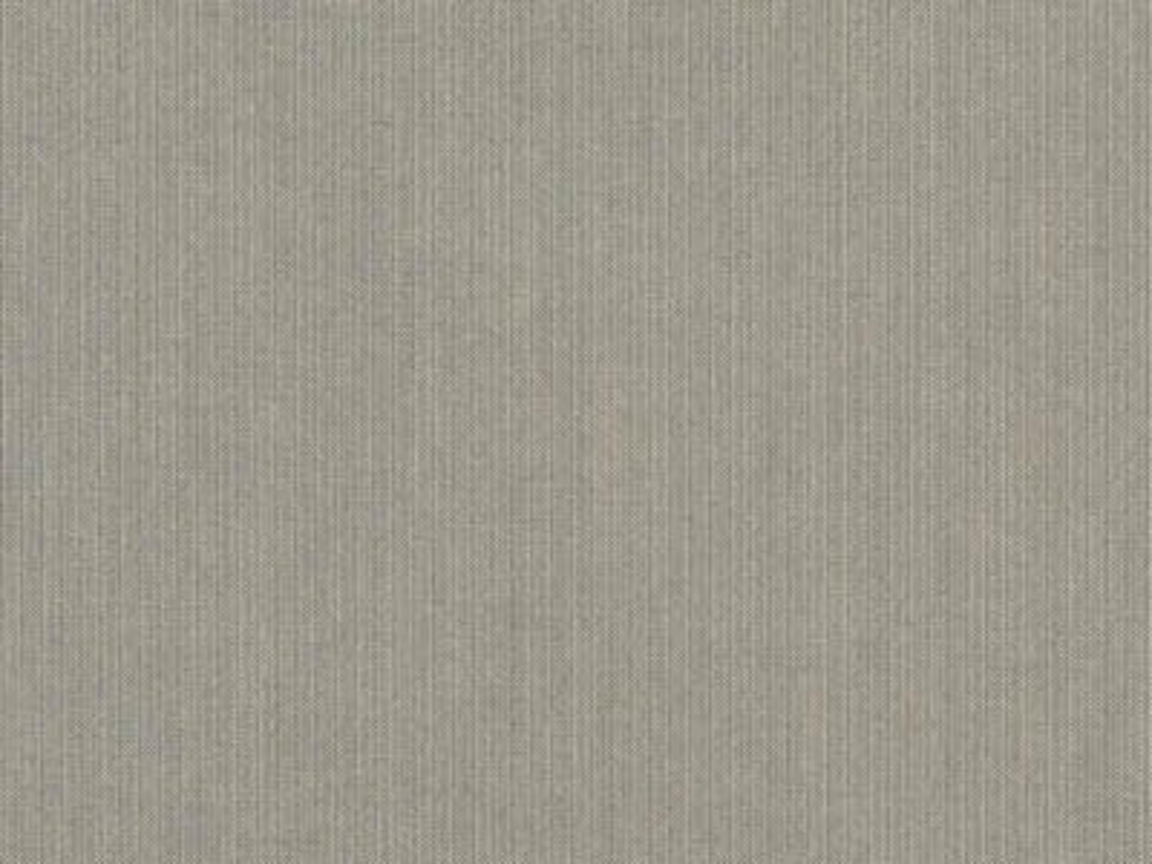 Fabric: Sunbrella Spectrum Dove