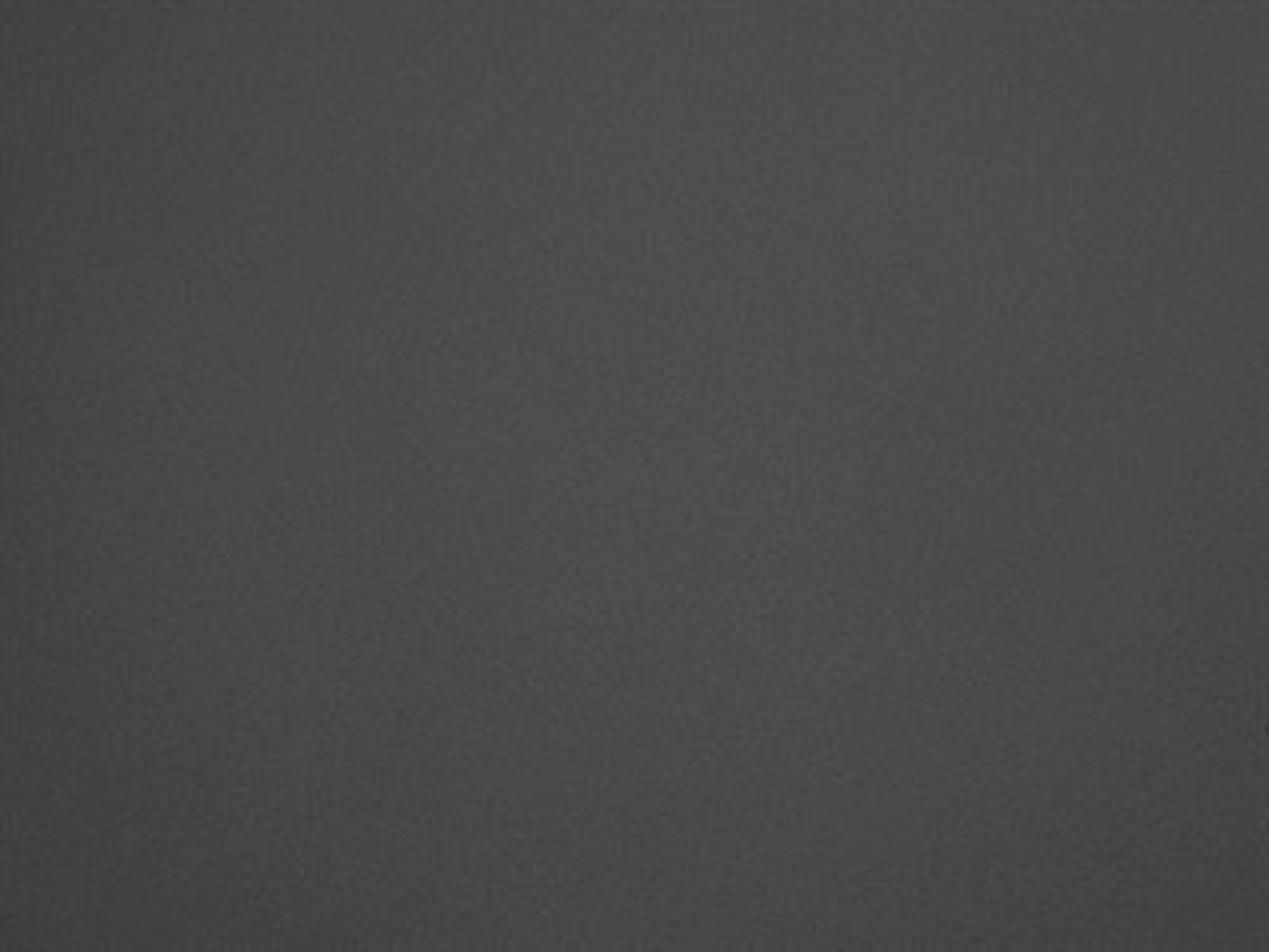 Table Finish: Carbon