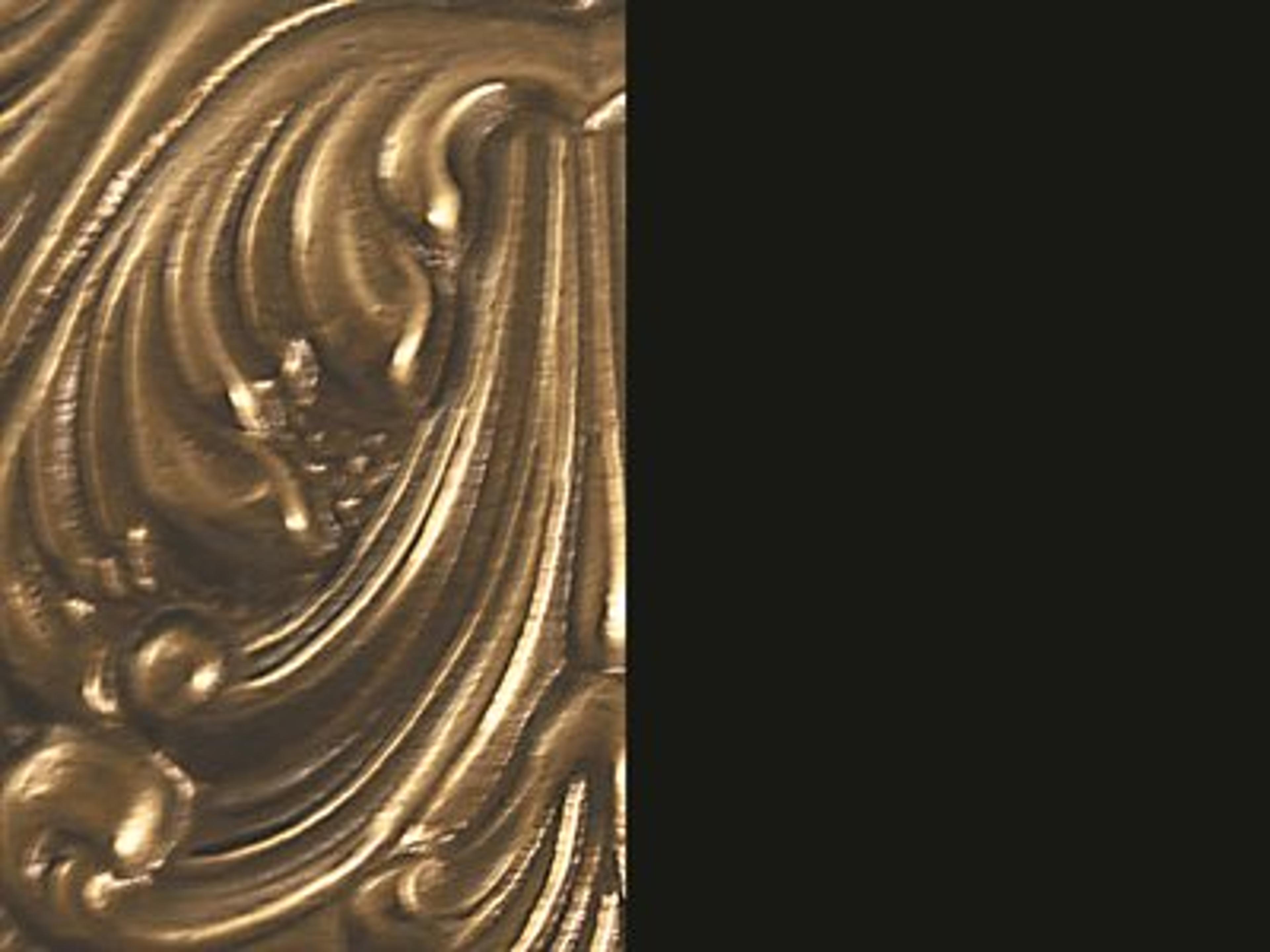 Finish: Antique Brass with Matte Black