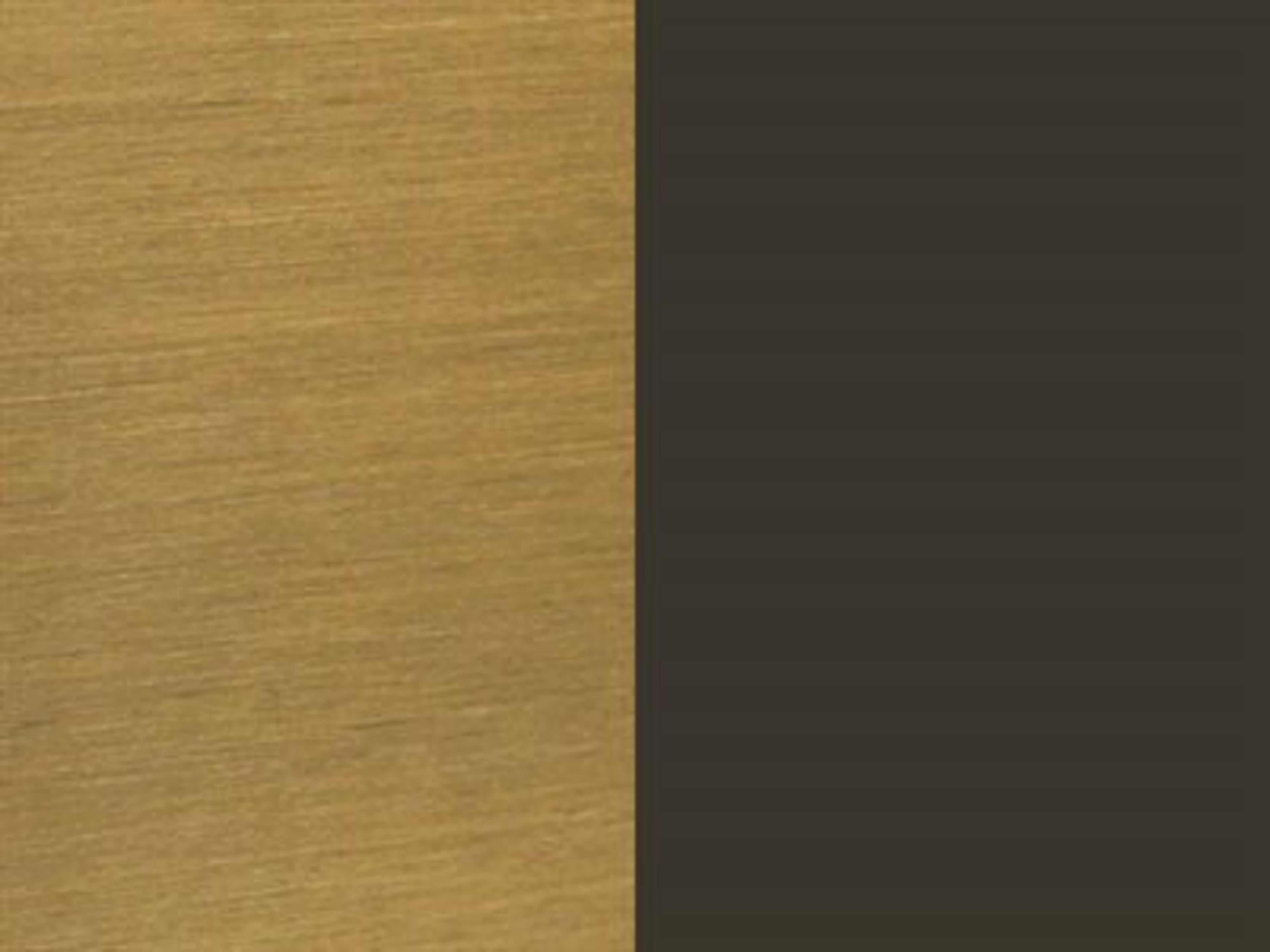 Finish: Antique Brass with Mahogany Bronze Accents