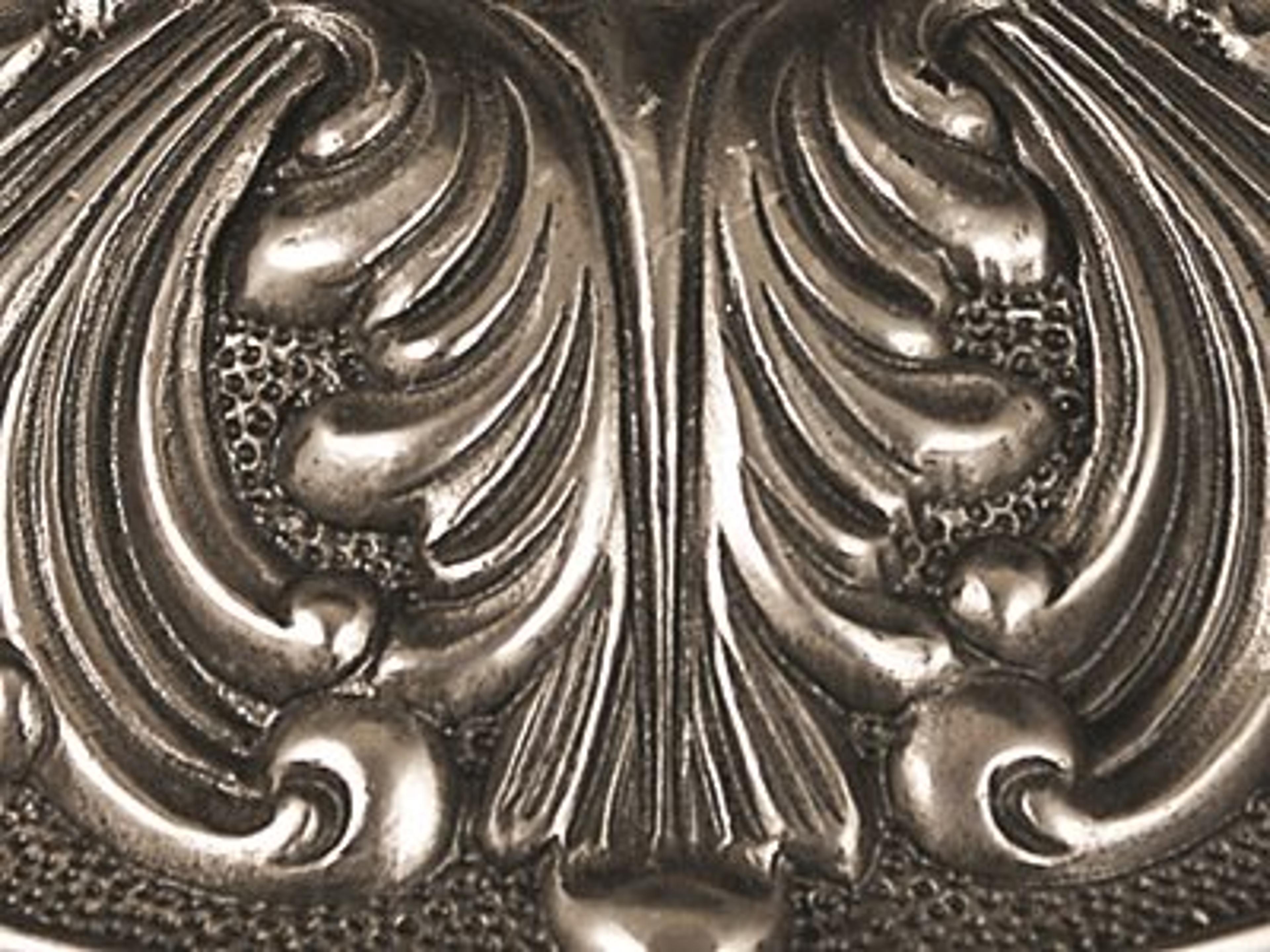 Finish: Antique Silver