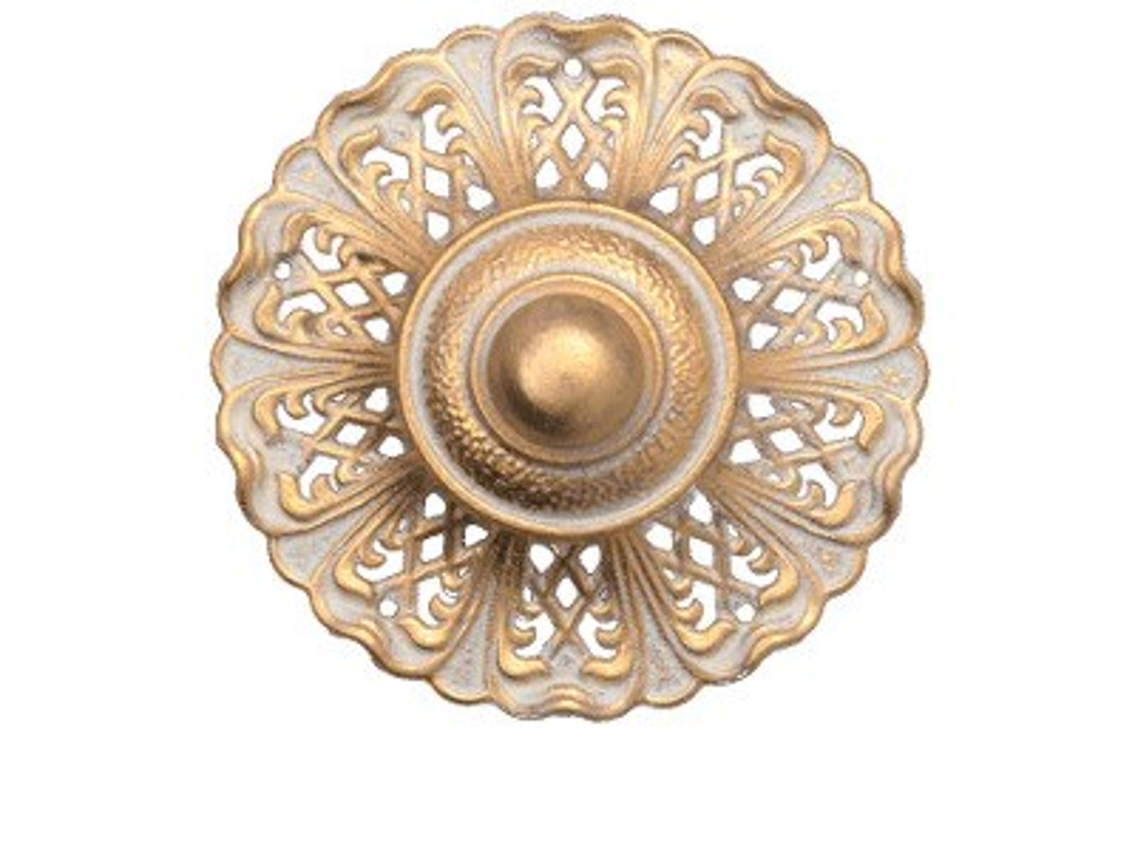 Finish: Parchment Gold