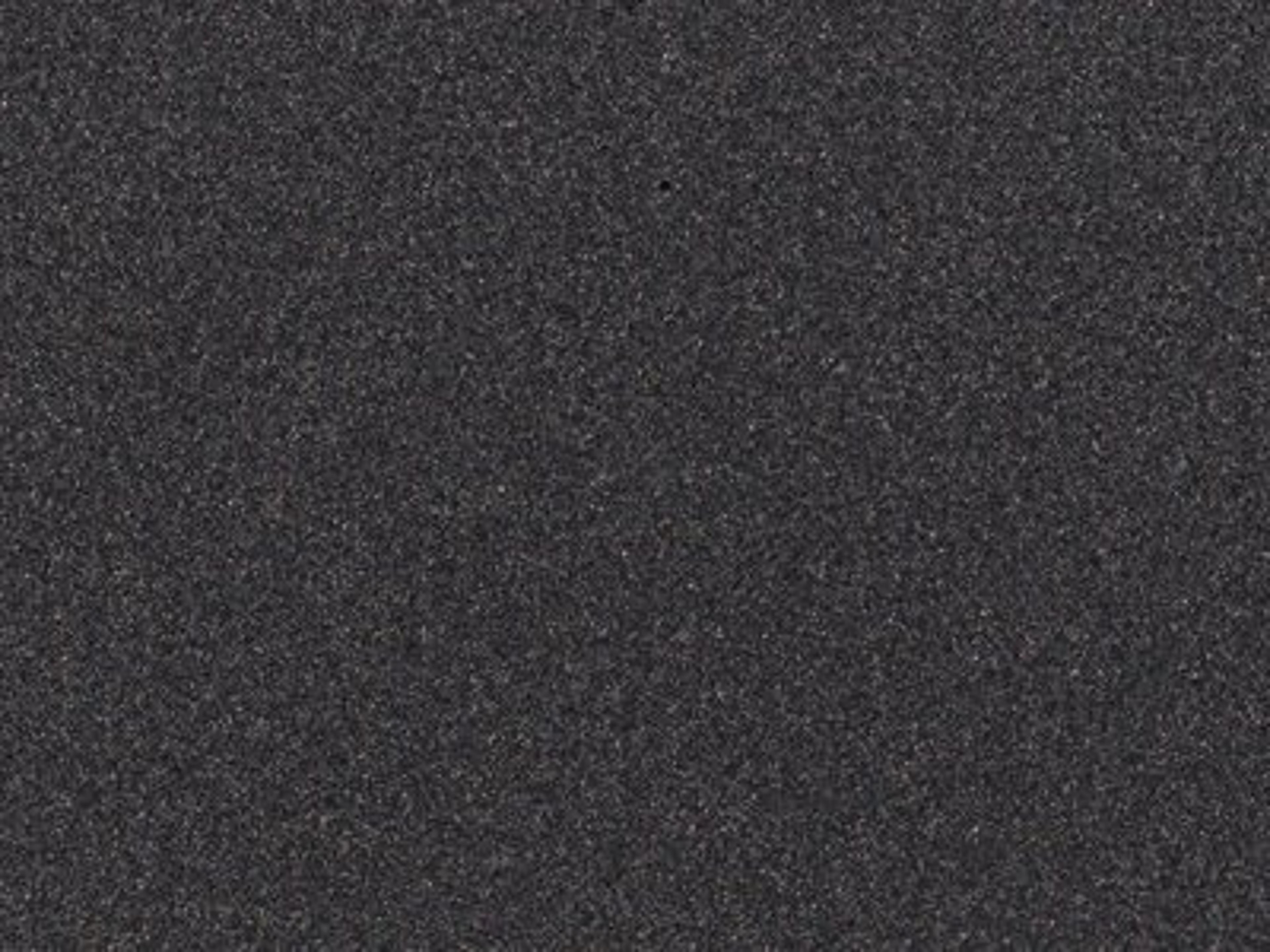 Finish: Textured Graphite