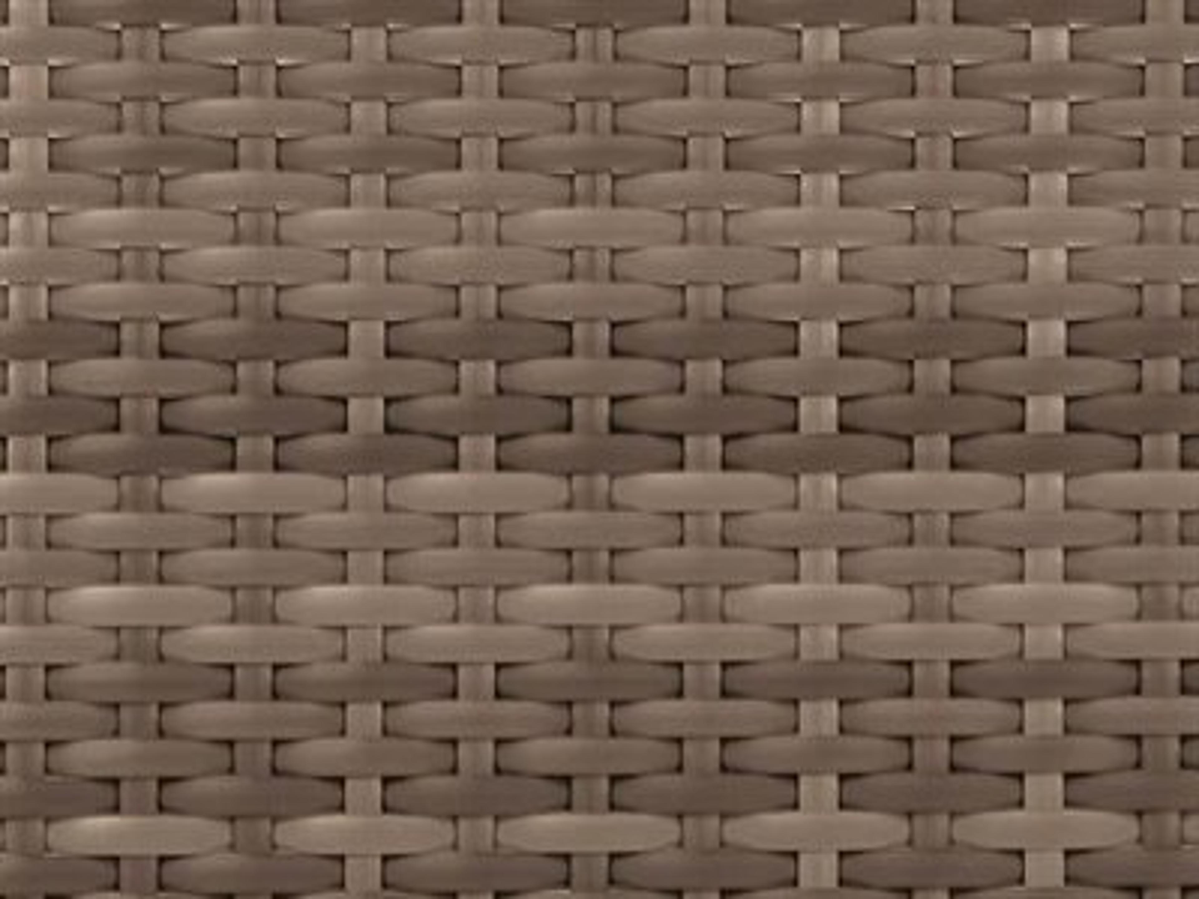 Seating Frame Finish: Nutmeg