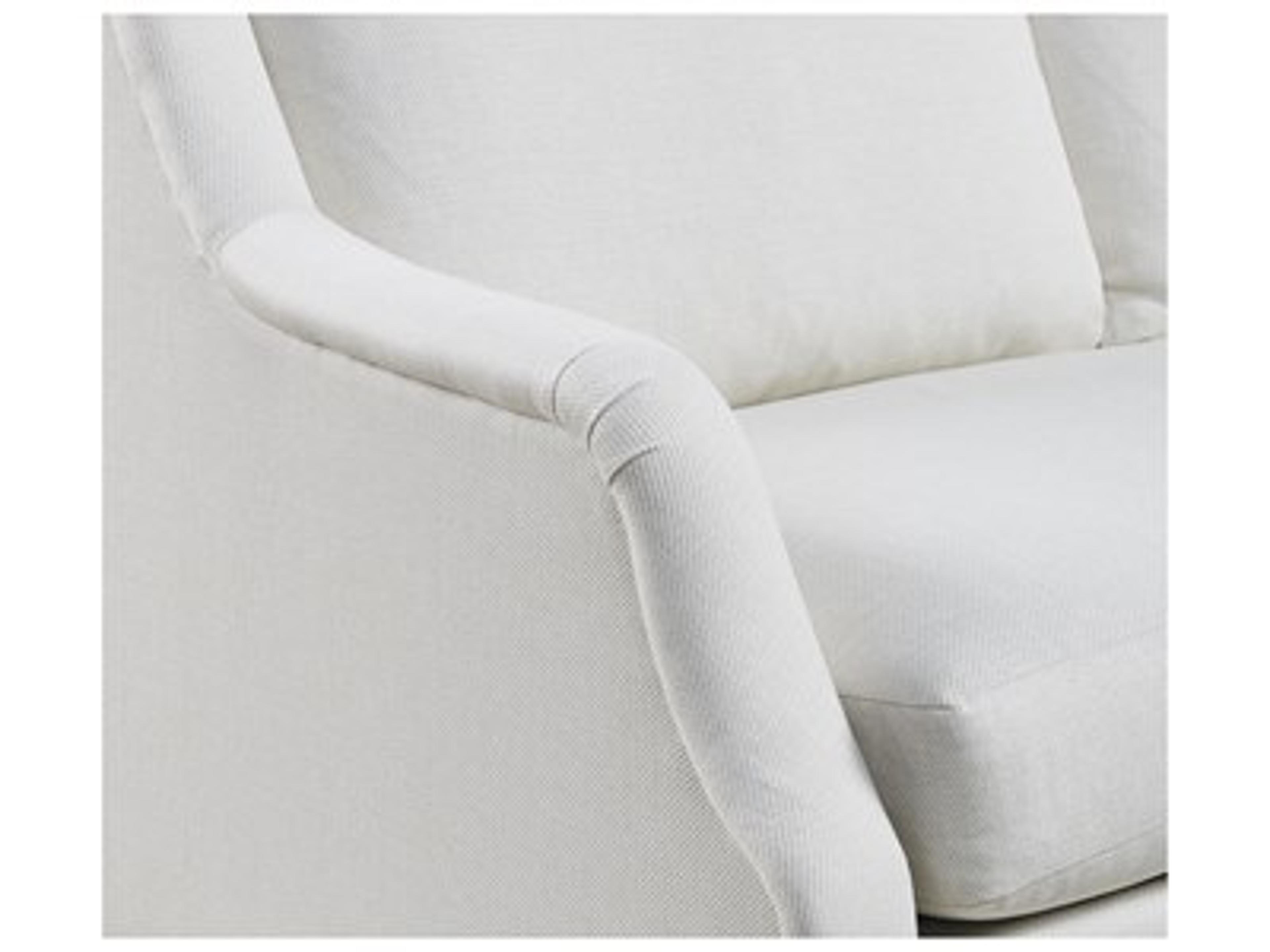 Arm Style: Scoop Arm