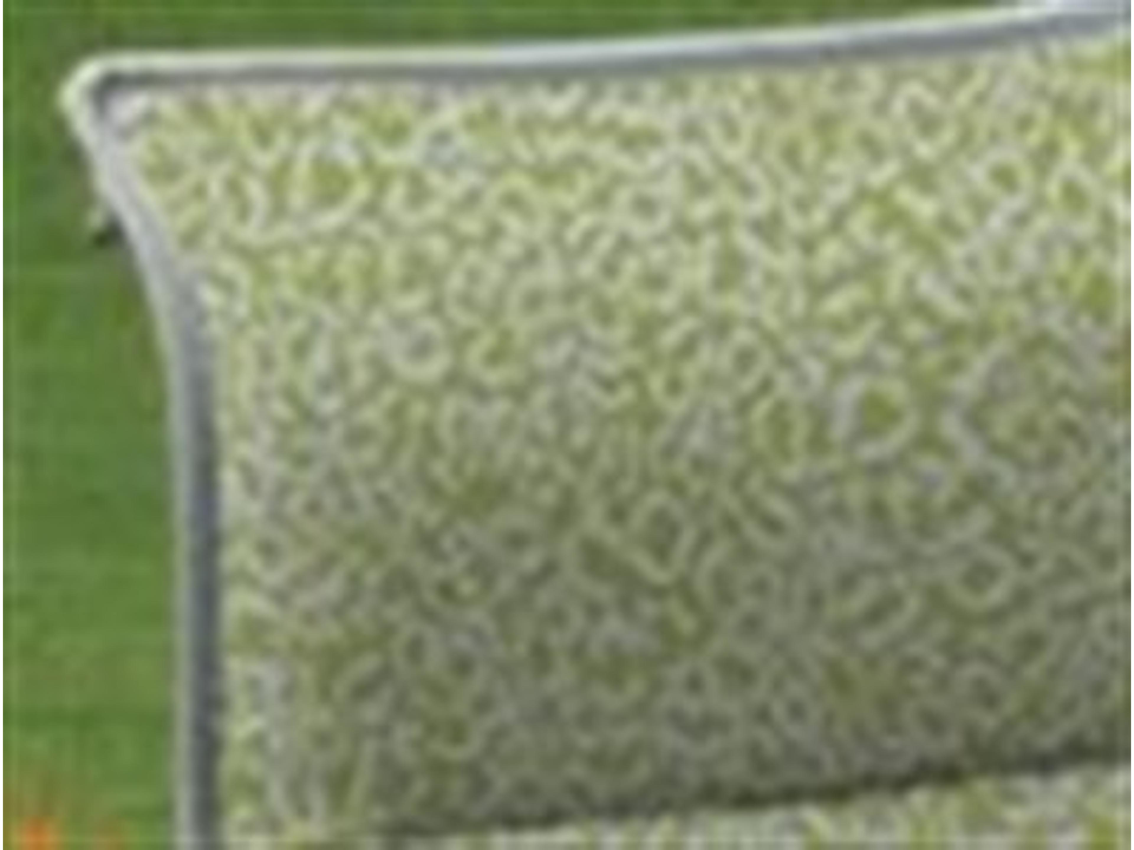 Seating Type: Padded Sling