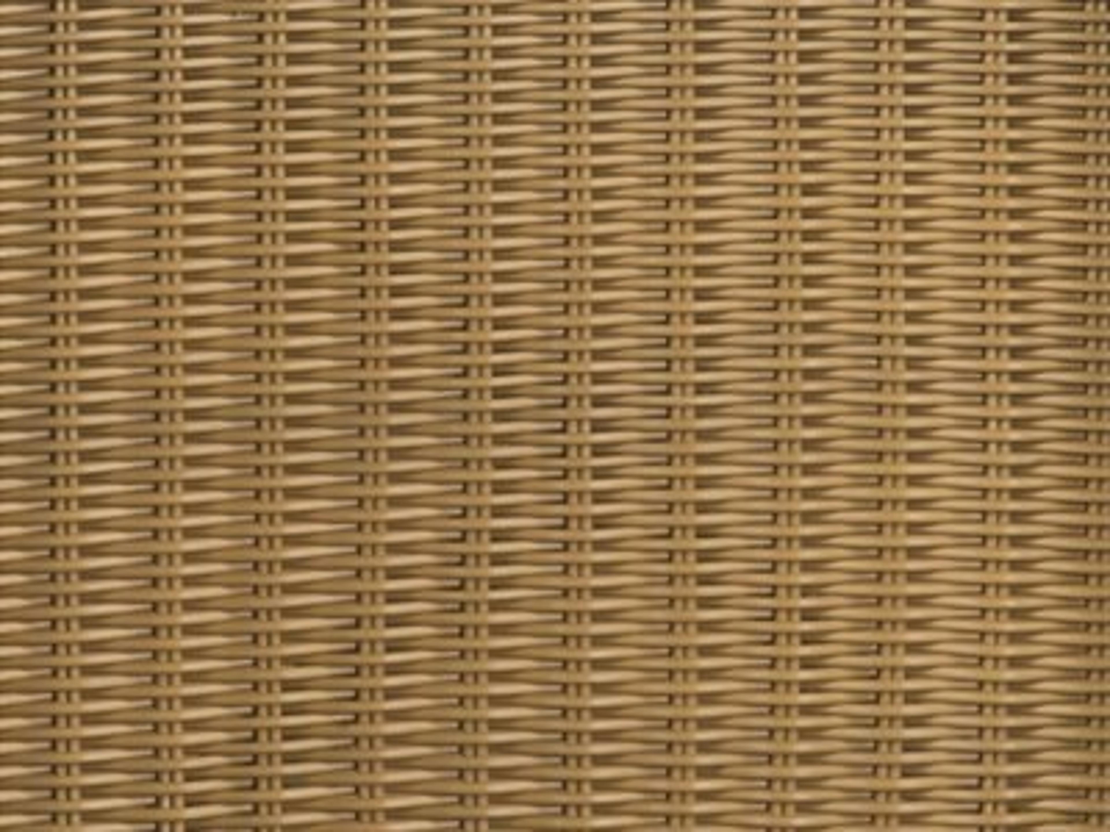 Finish: Natural Round