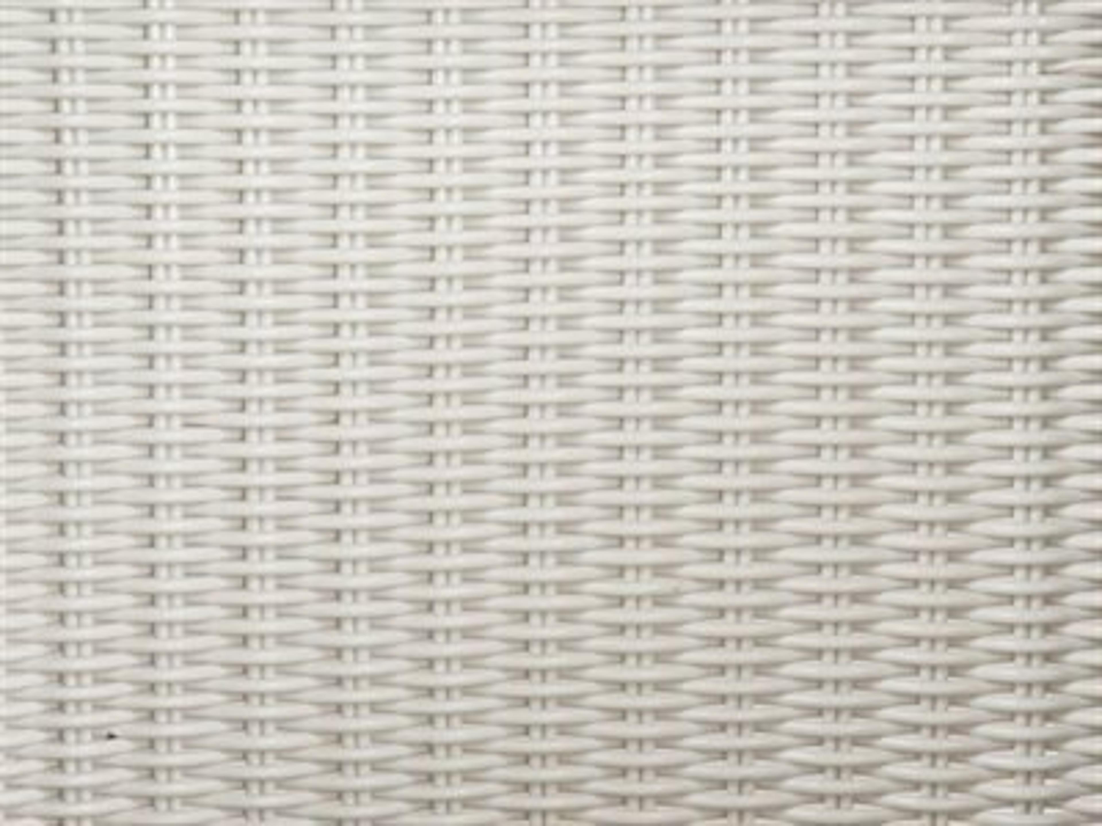 Finish: Pristine White