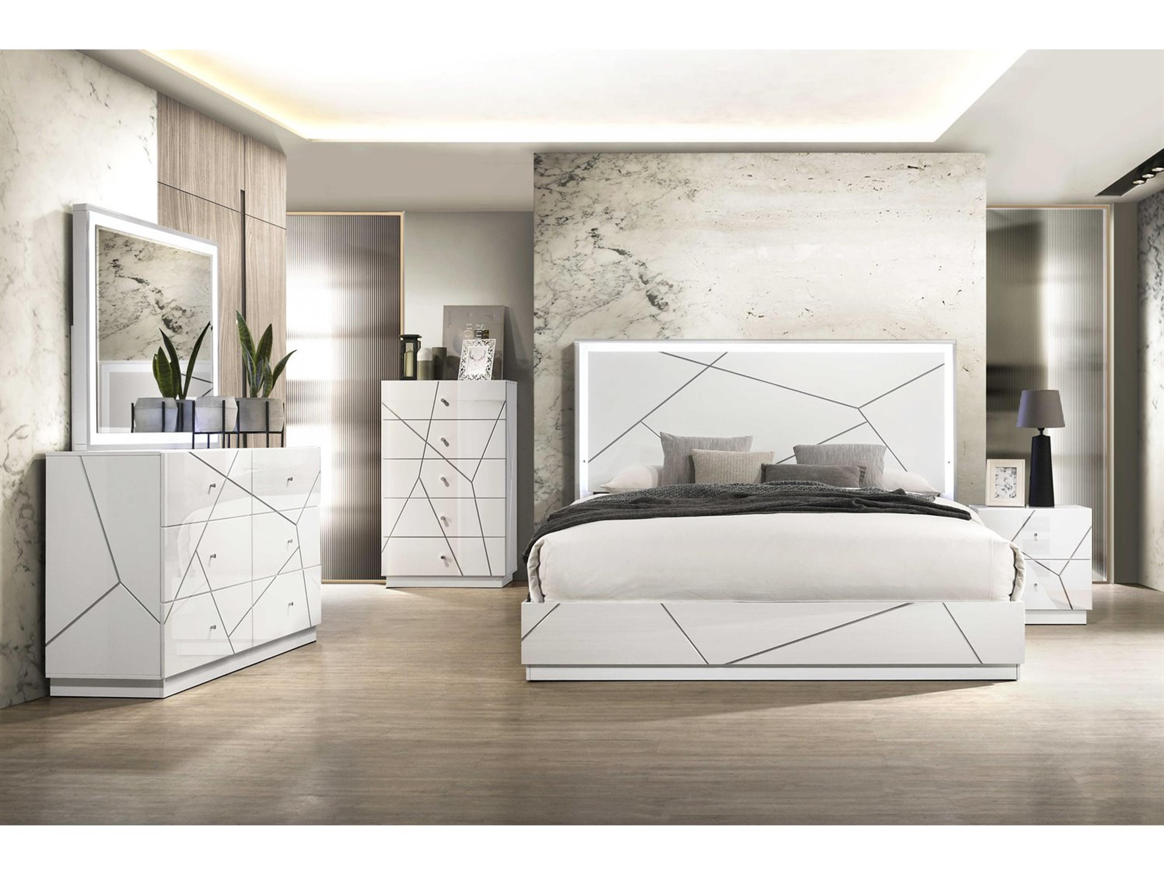Acme Furniture Esther White Bedroom Set
