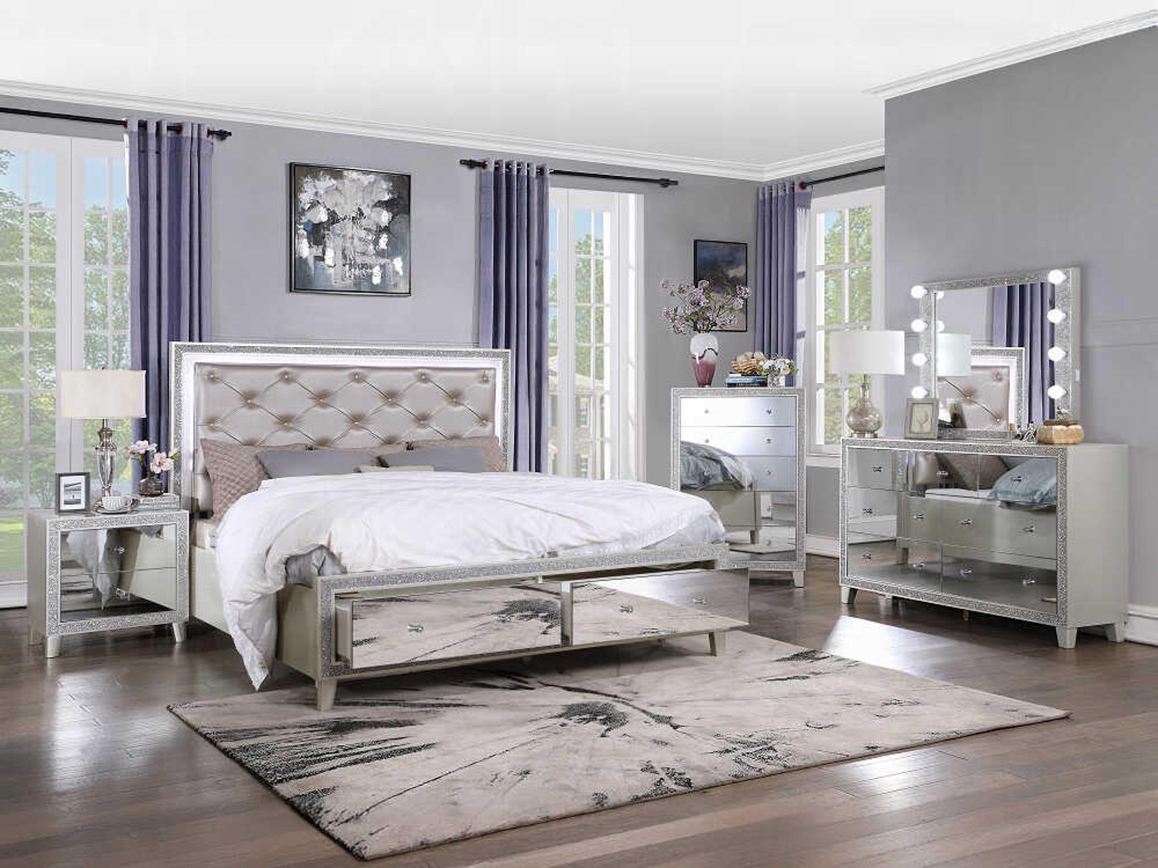 Acme Furniture Silverfluff Bedroom Set