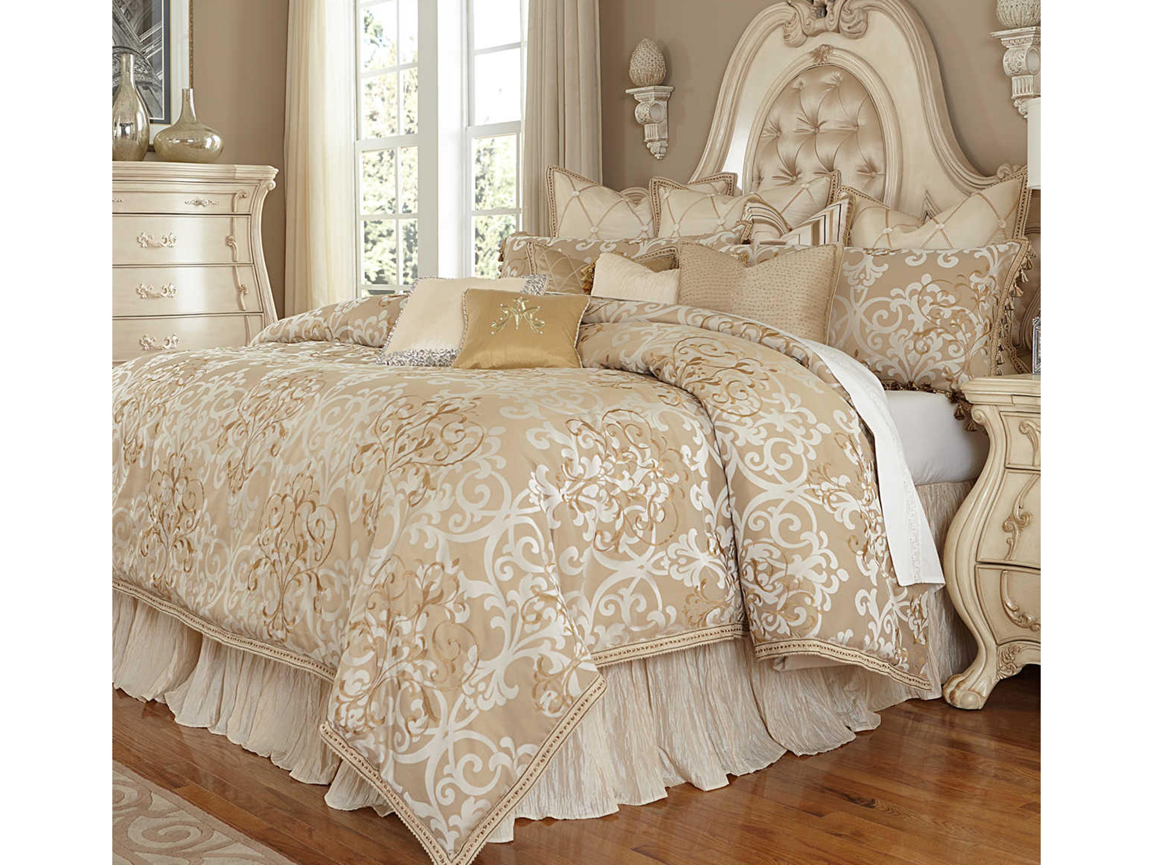Michael Amini Bedding Luxembourg Creme Comforter Set