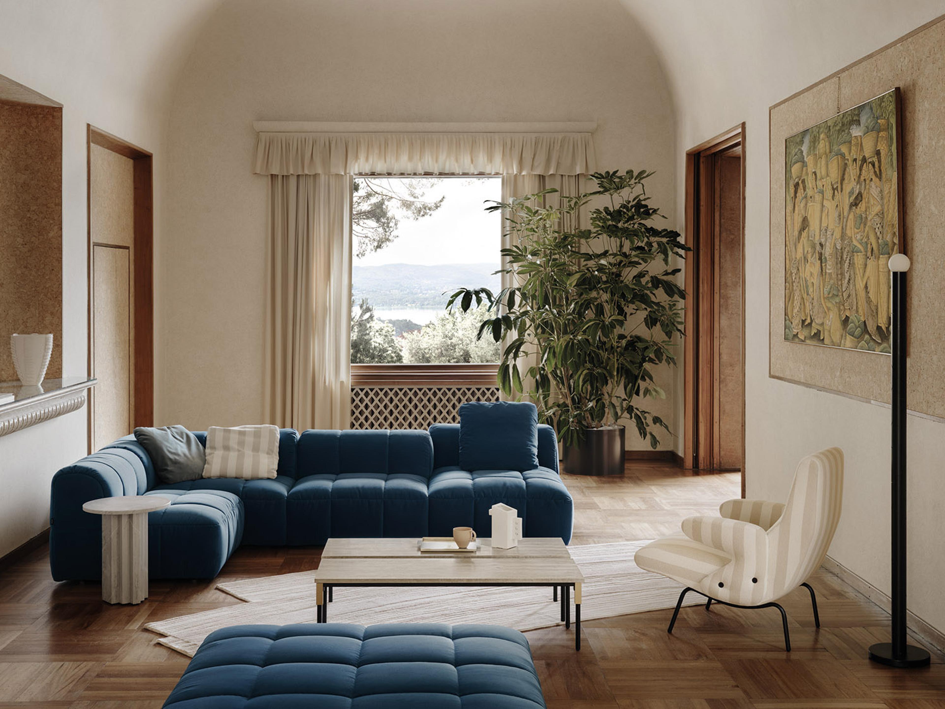 Arflex Strips Sofa Set