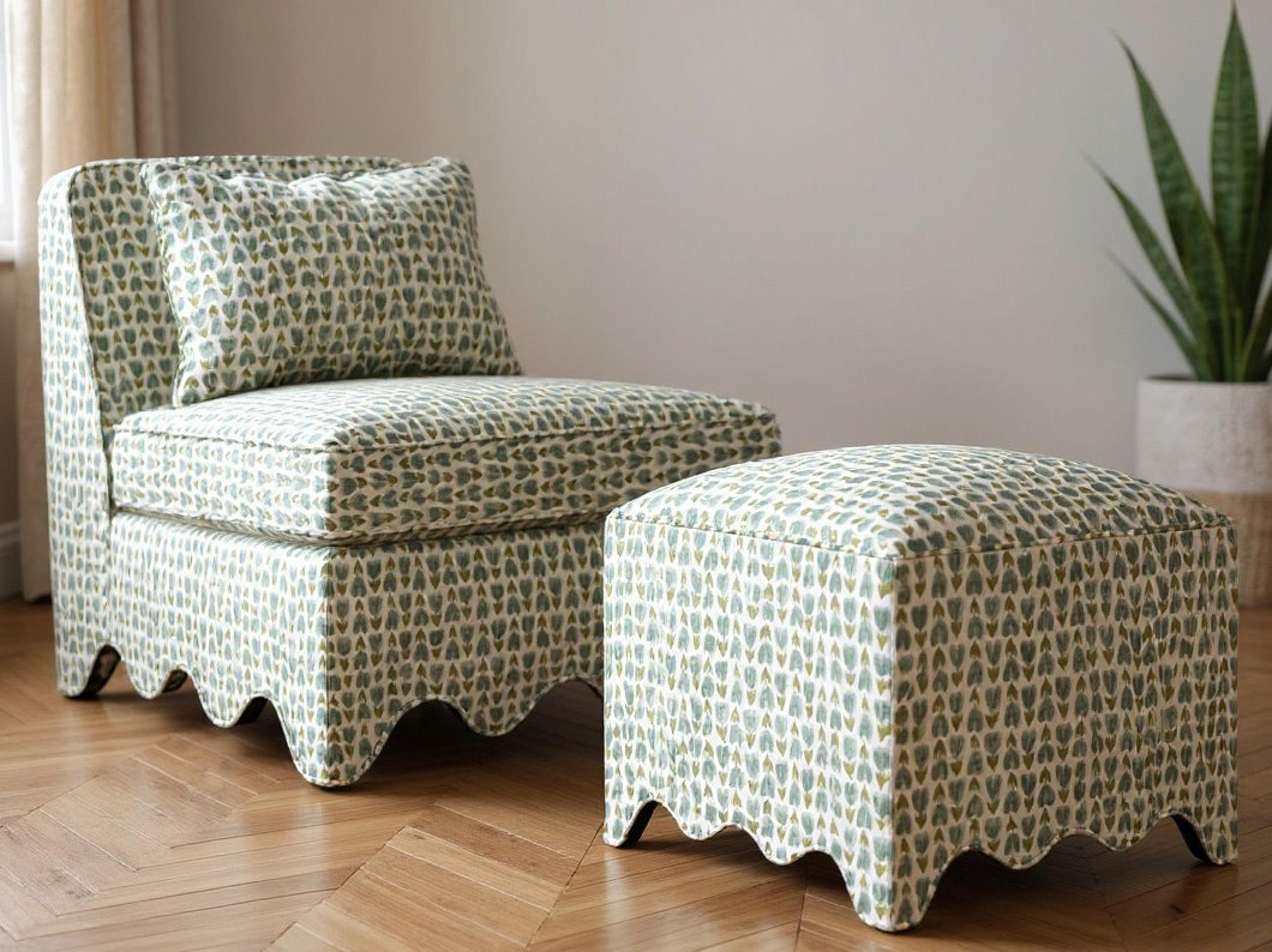 A.R.T. Furniture Artisan Upholstery Living Room Green Chair & Ottoman Set