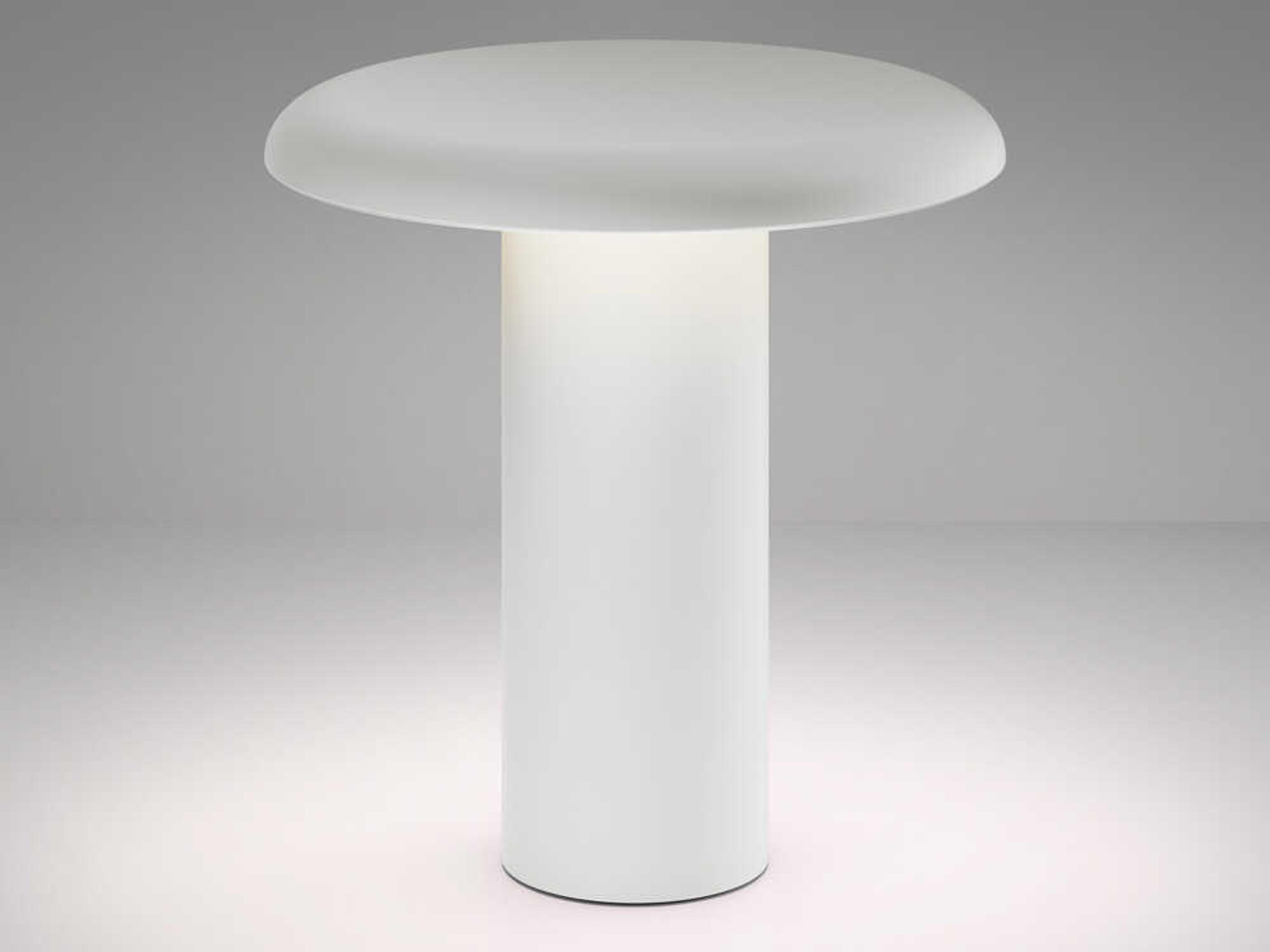 Artemide Takku White Table Lamp